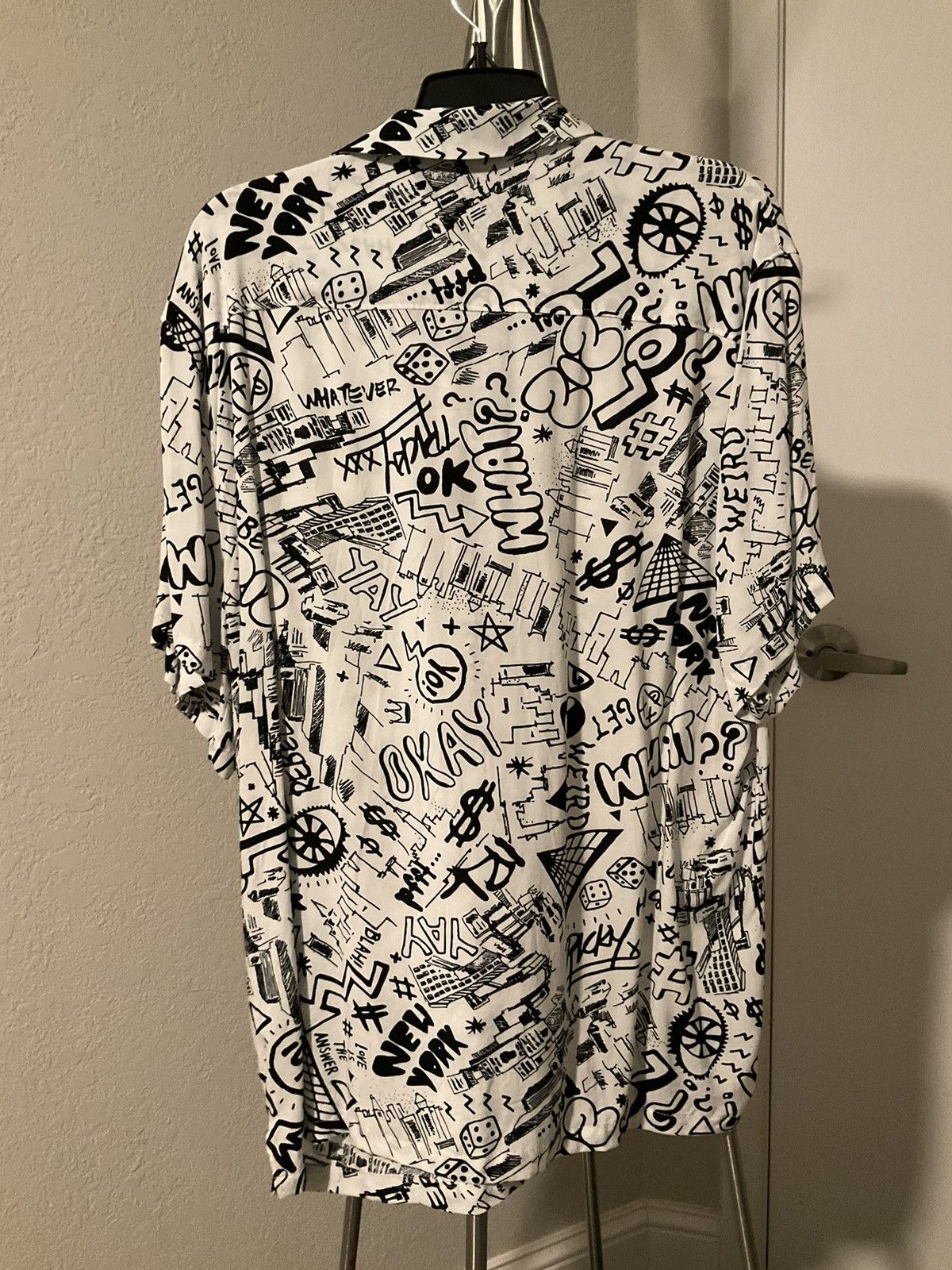 Japanese Brand × Other White Button Up Shirt with Graphics Size US L / EU 52-54 / 3 - 2 Thumbnail