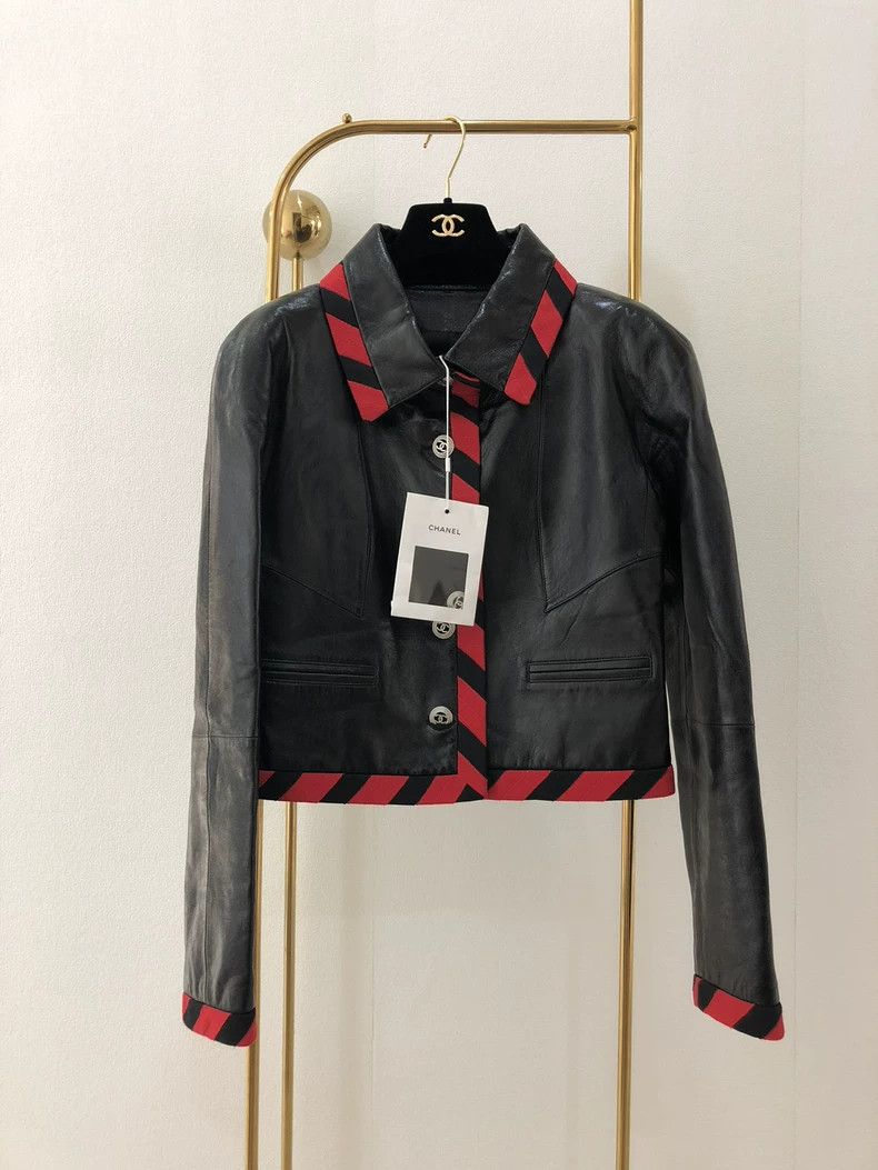 Chanel Chanel Roof series leather jacket Size XS / US 0-2 / IT 36-38 - 1 Thumbnail