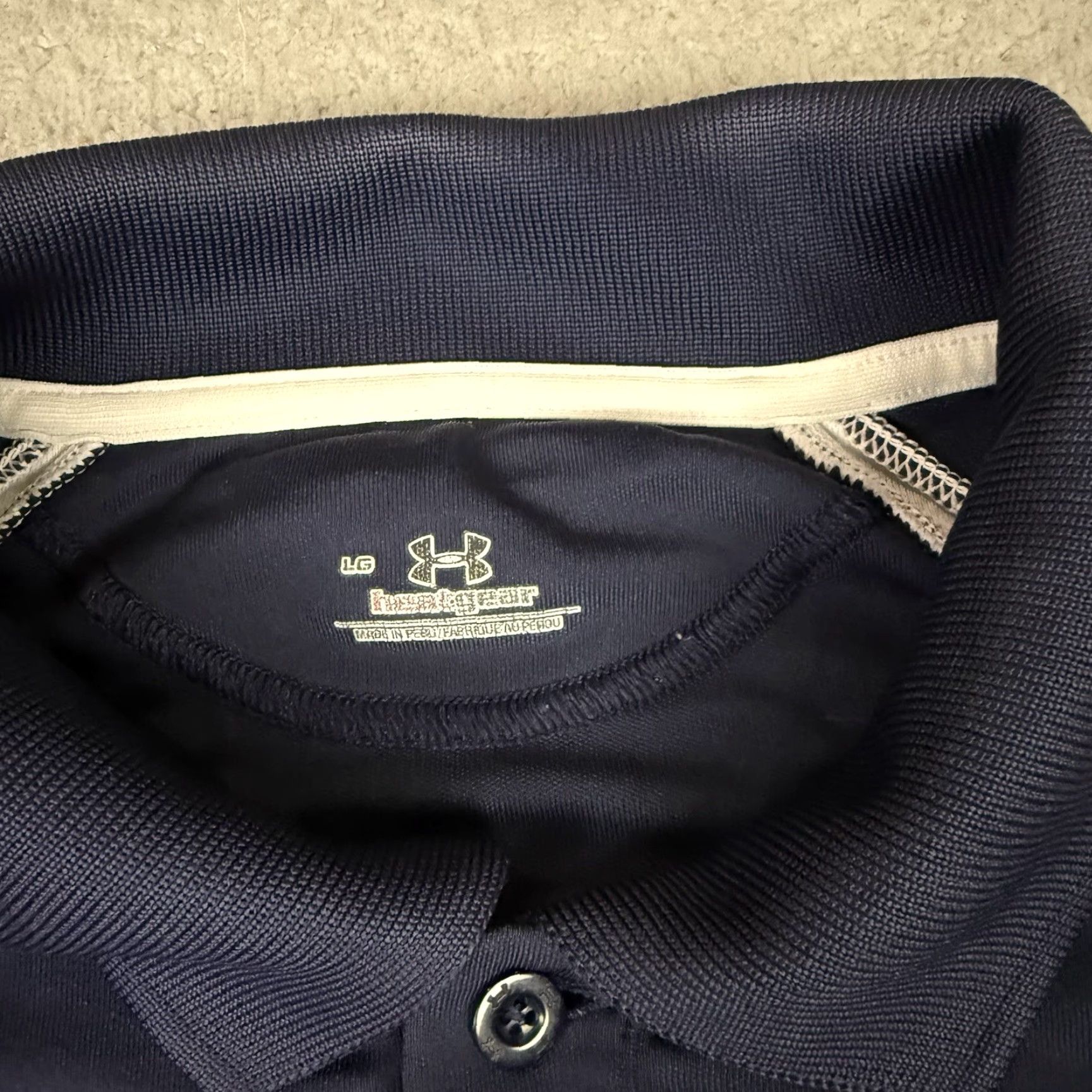 Under Armour VINTAGE Under Armour Polo Shirt Adult L Blue Heatgear Stretch Golf Relaxed Navy L Mens Size US L / EU 52-54 / 3 - 4 Thumbnail