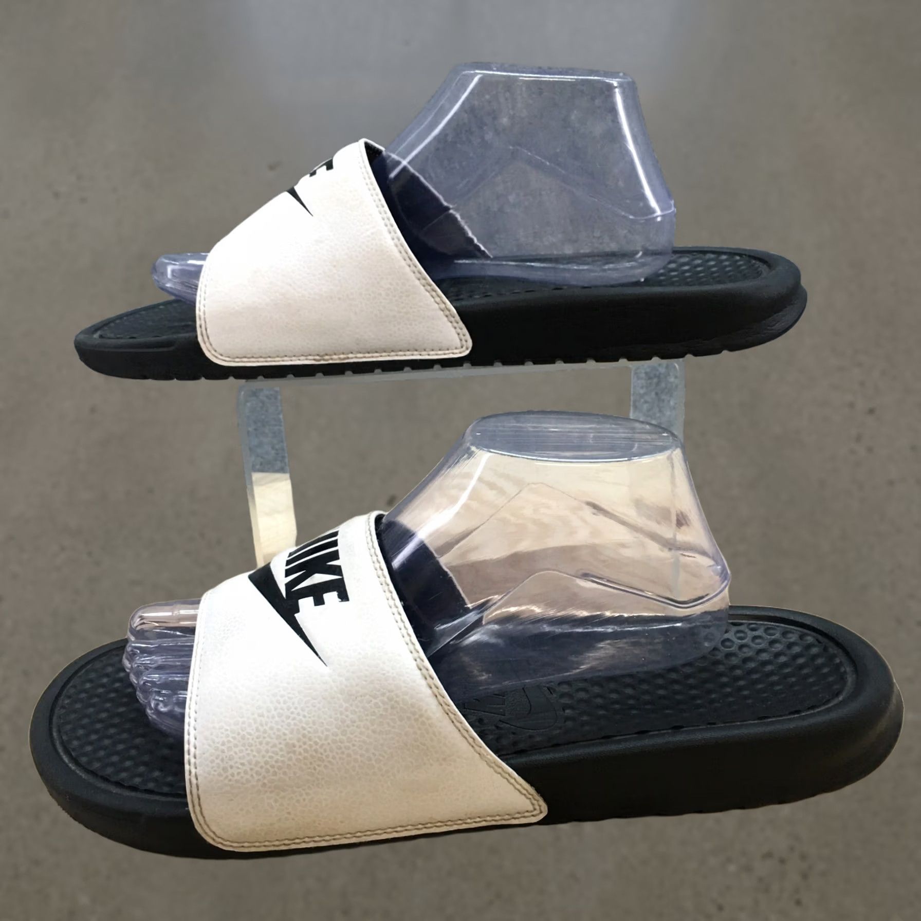 Nike Nike Benassi JDI Sandals Mens 11 Slide Slip On White Black Benassi JDI Slide Mens 11 White Black Nike Sandals Size ONE SIZE - 1 Thumbnail