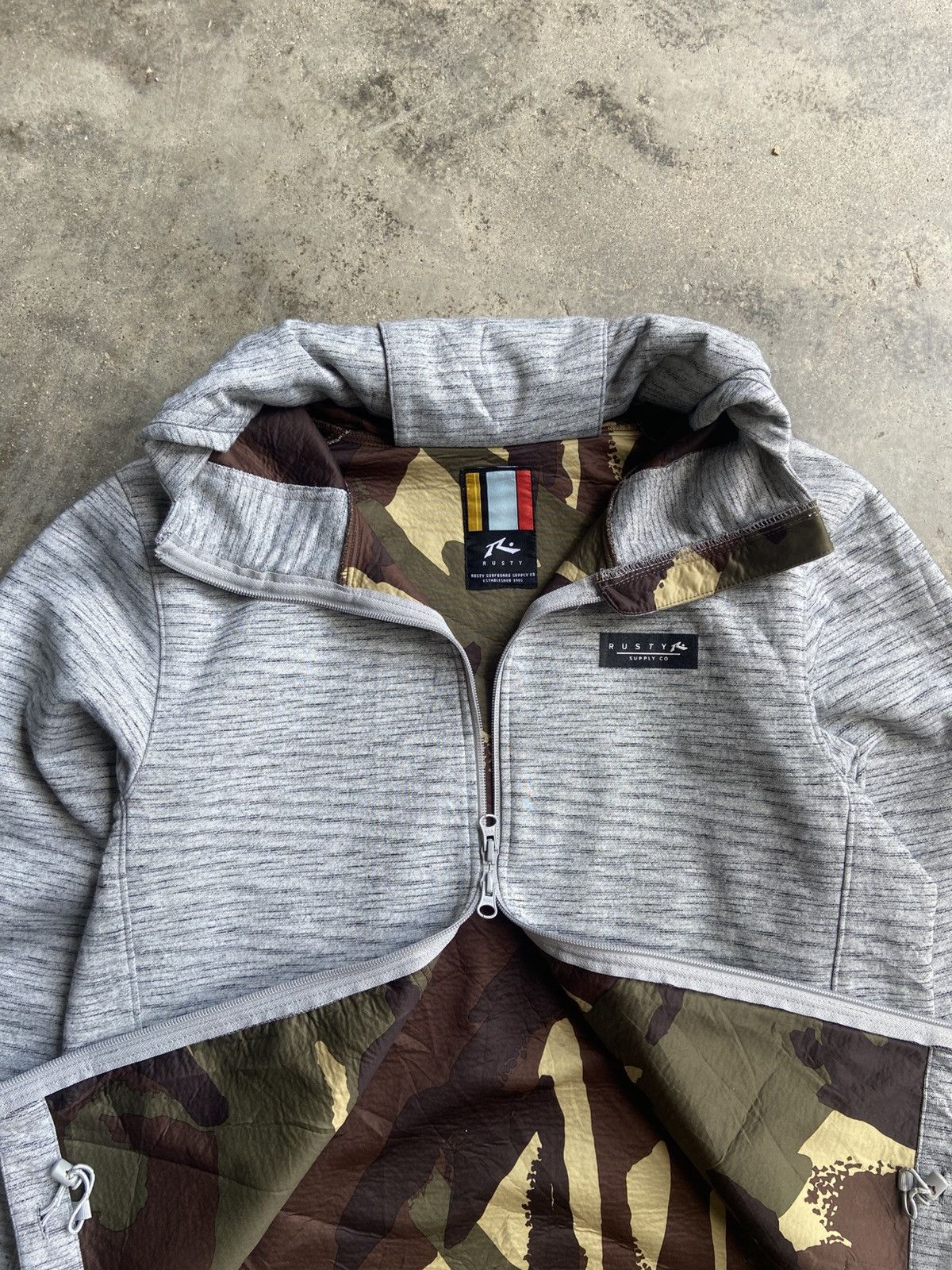 Rusty RUSTY CAMO CORPCORE STYLE SWEATER Size US M / EU 48-50 / 2 - 2 Thumbnail