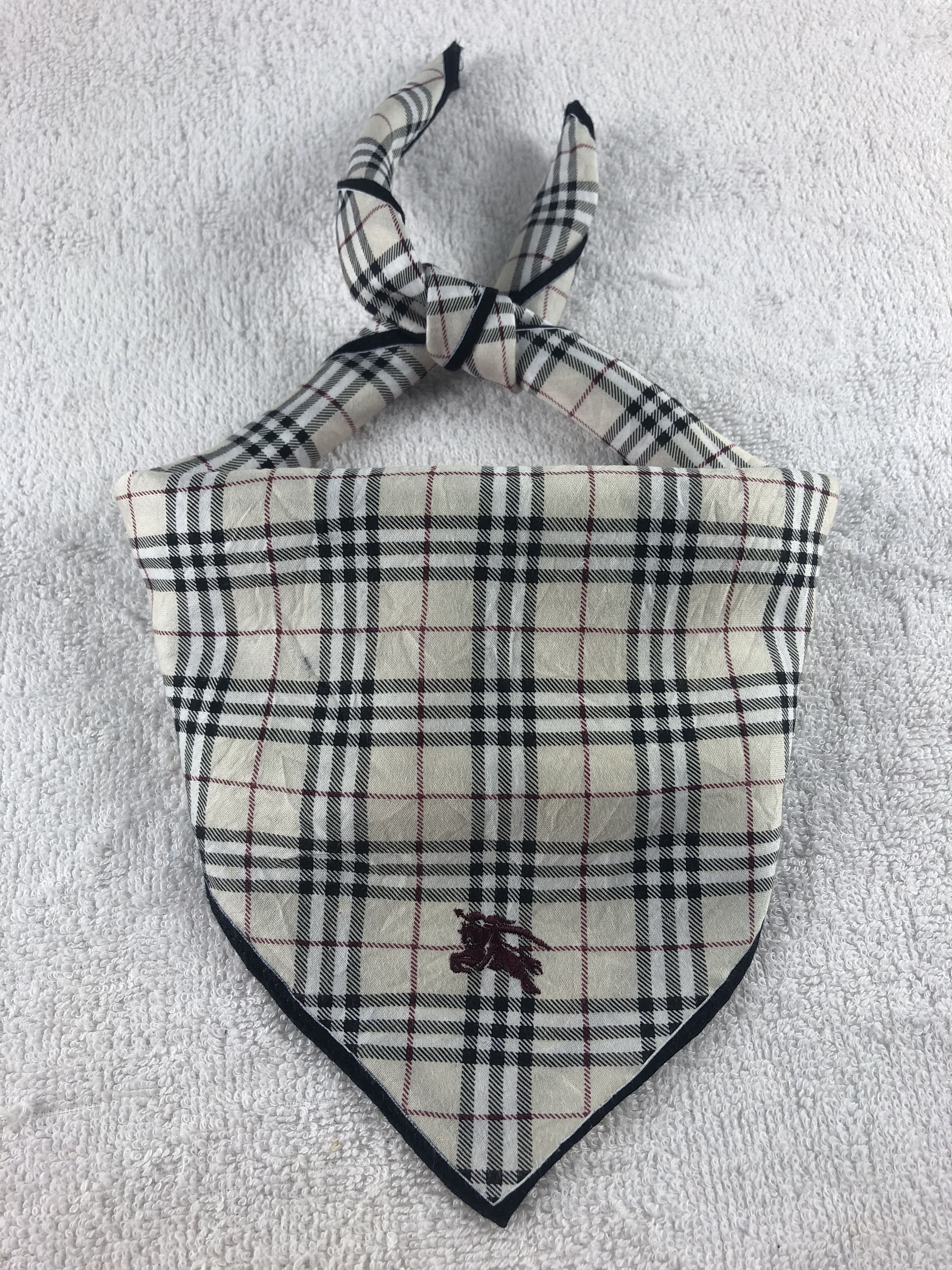 Burberry Burberry Handkerchief / Bandana / Neckerchief Size ONE SIZE - 1 Thumbnail