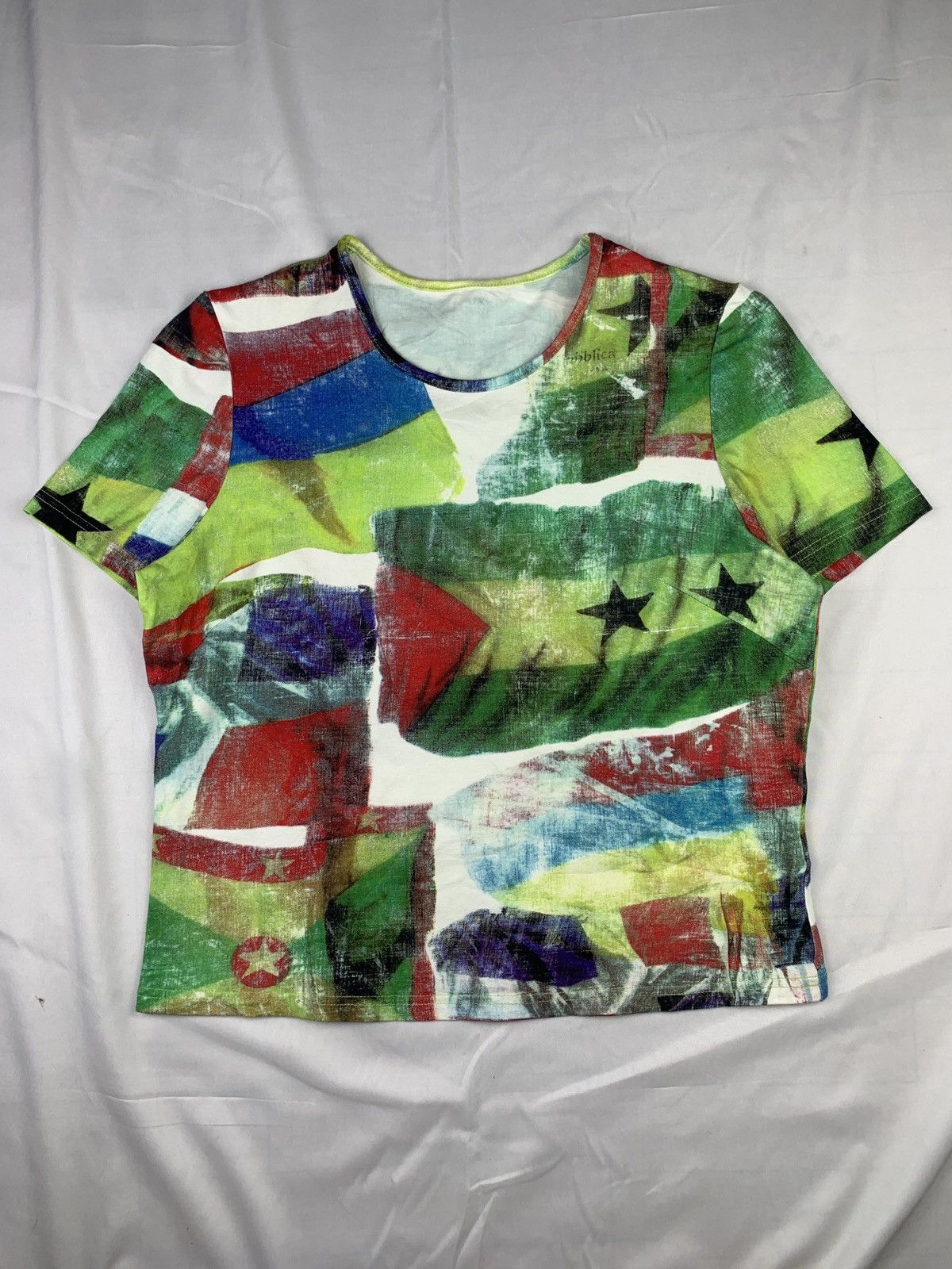 Japanese Brand 2000s Ferrat Due Multicolor Flag Graphic Fitted Elastic Top Size L / US 10 / IT 46 - 1 Thumbnail