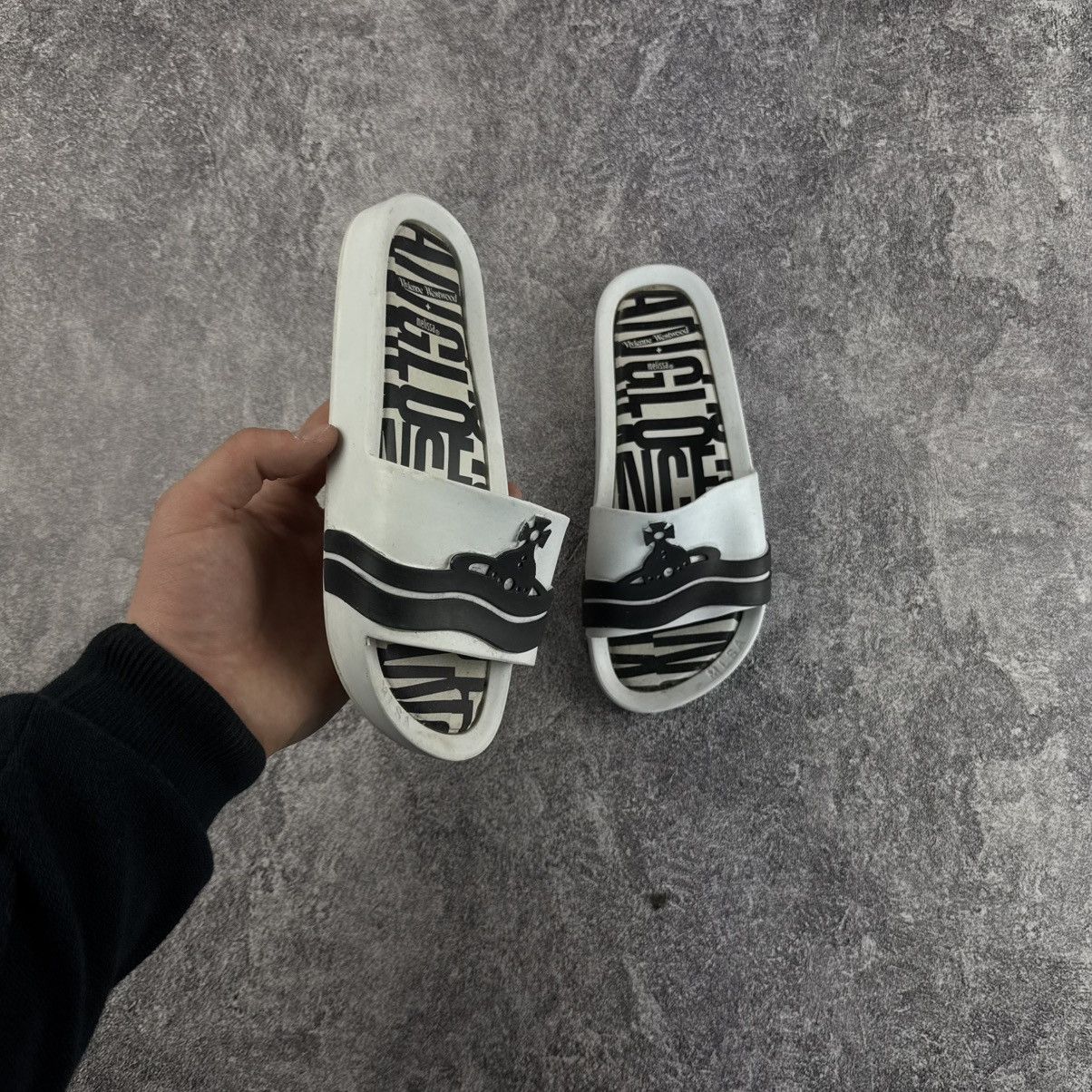Melissa × Vivienne Westwood Vivienne Westwood x Melissa White Orb Slide Sandals Size US 5 / IT 35 - 1 Thumbnail