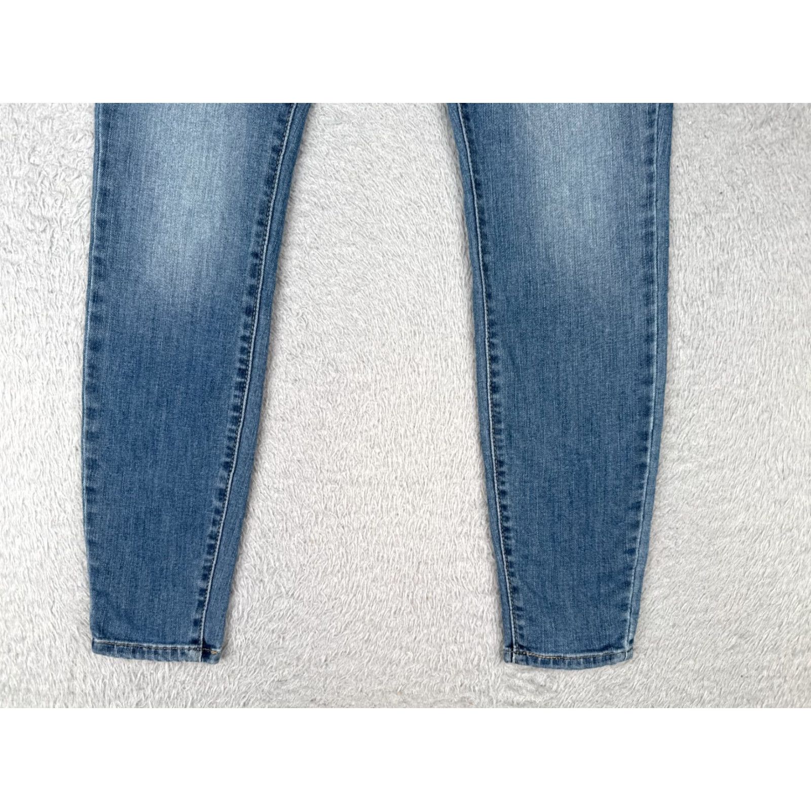 Levi's Levis Jeans Women 26 Blue Denim Mid Rise Skinny Signature Cotton Blend 26x28 Size 26" / US 2 / IT 38 - 2 Thumbnail