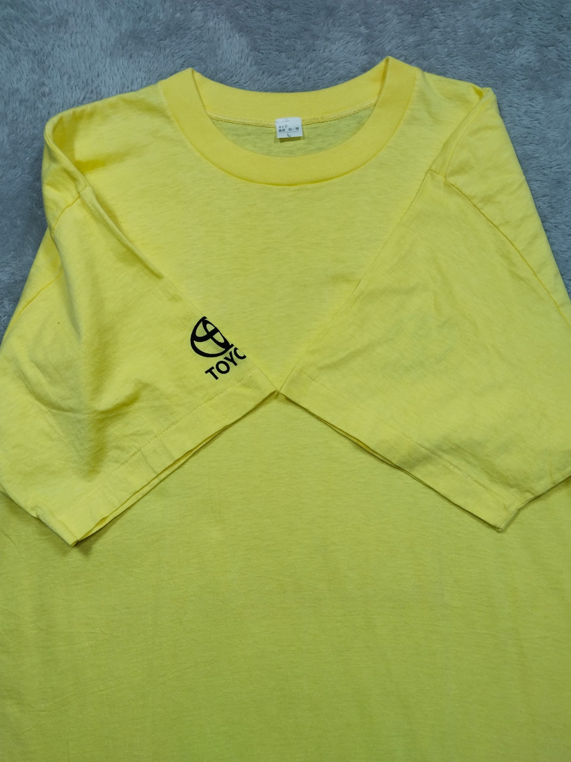Gear for Sports VINTAGE TOYOTA YELLOW PROMO JDM T SHIRT Size US L / EU 52-54 / 3 - 5 Thumbnail