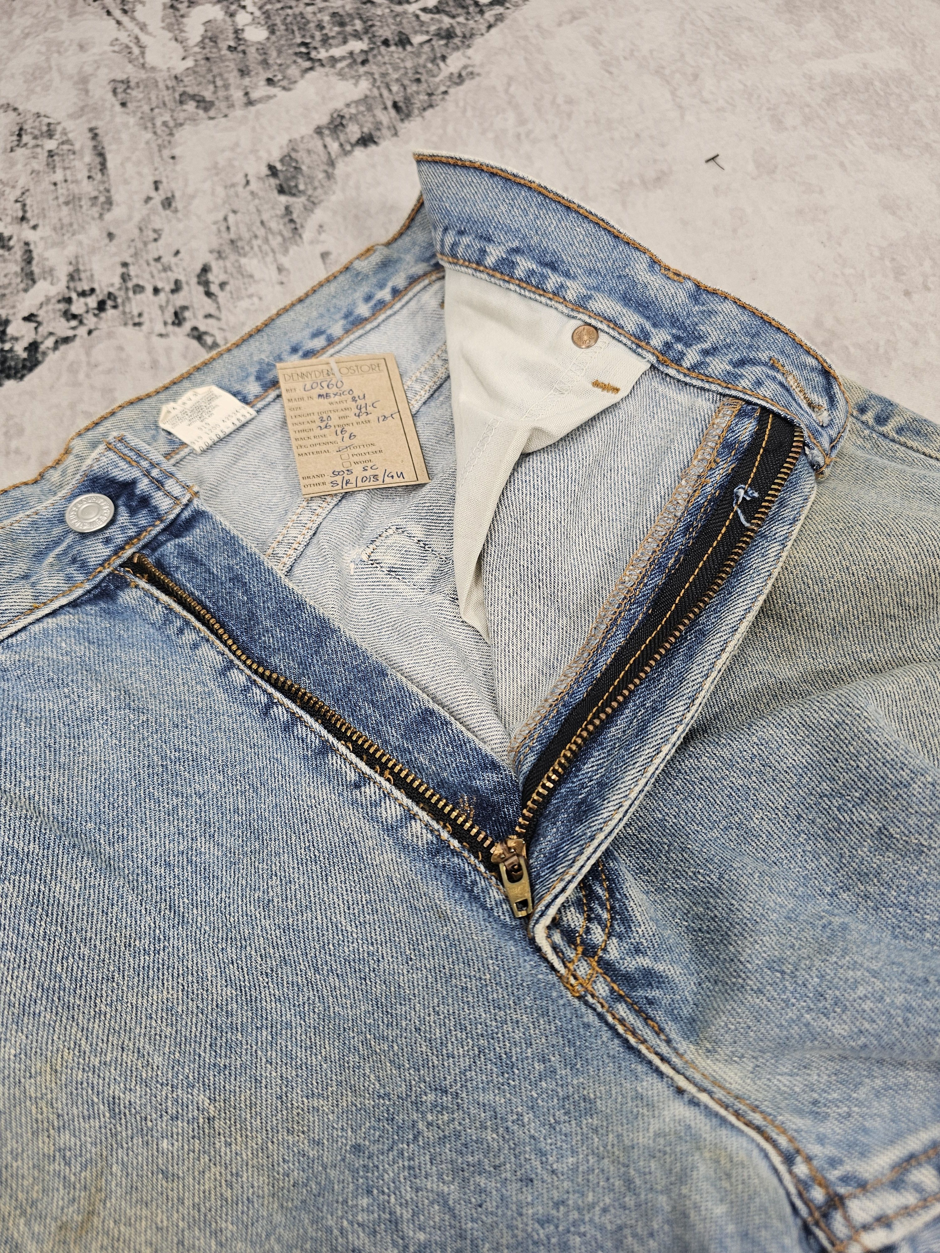 Levi's Vintage Clothing Vtg 90's LEVIS 505 Regular Fit Stain Blue Jeans L0560 Size US 34 / EU 50 - 13 Thumbnail