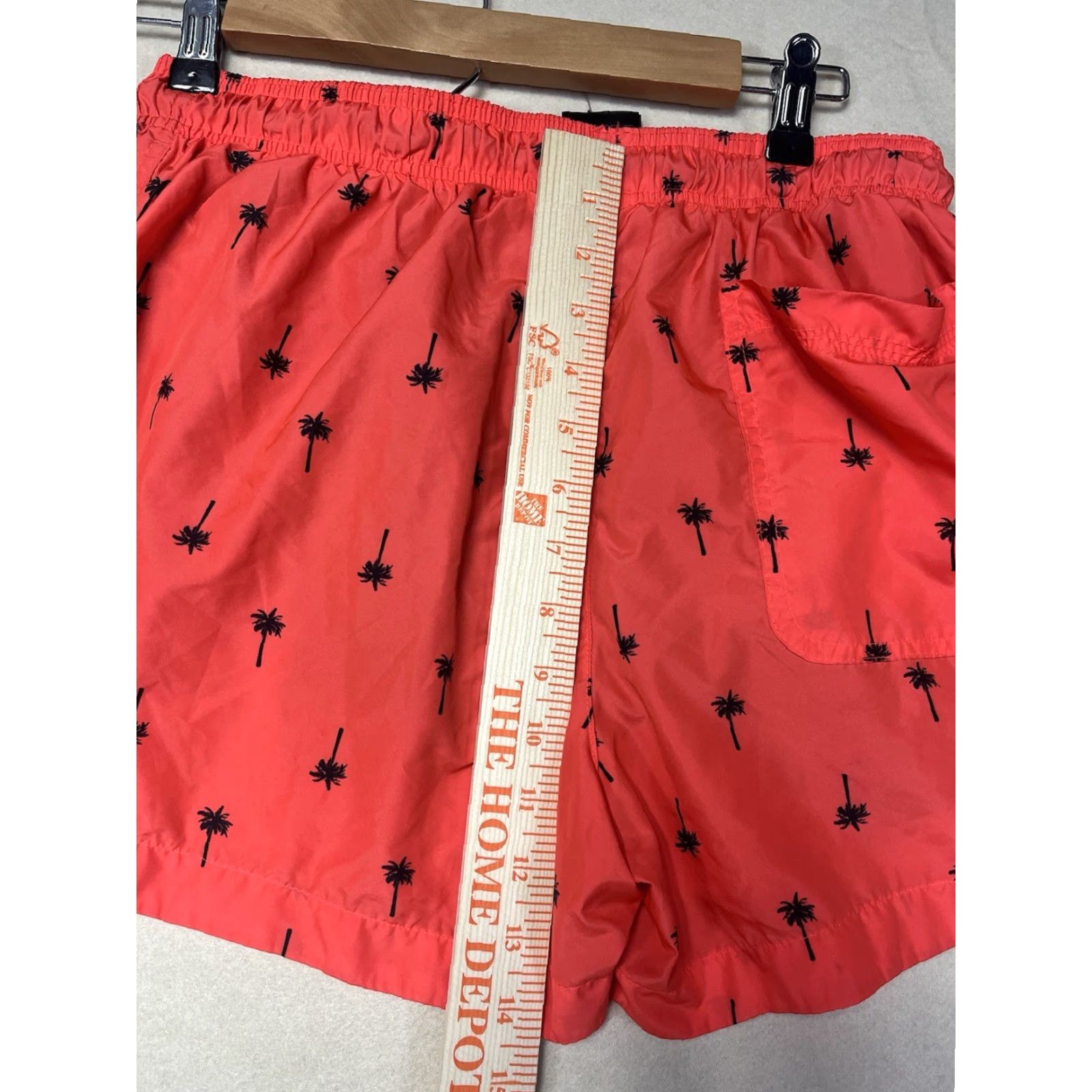 H&M H&M Men’s Swim Shorts Bottom Medium See All Pics Lined Multicolor Size M Size US 31 - 4 Thumbnail