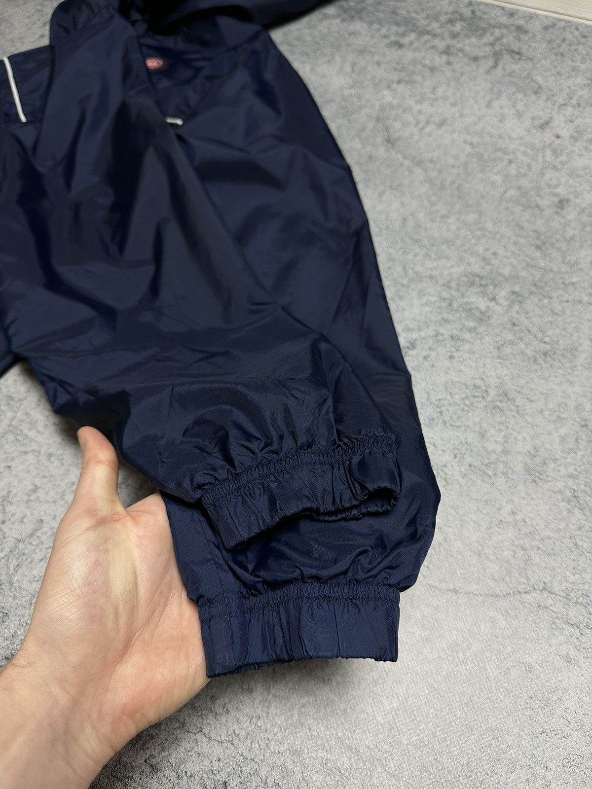 Nike Vintage Nike Nylon Zip Hooded Windbreaker Jacket Size US M / EU 48-50 / 2 - 7 Thumbnail