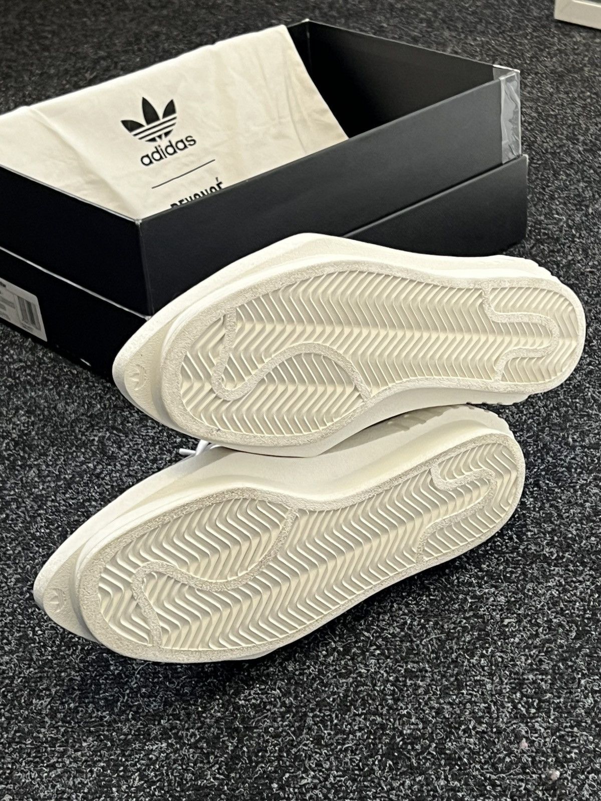 Adidas × Beyonce Adidas Superstar Beyonce Size US 8 / IT 38 - 7 Thumbnail