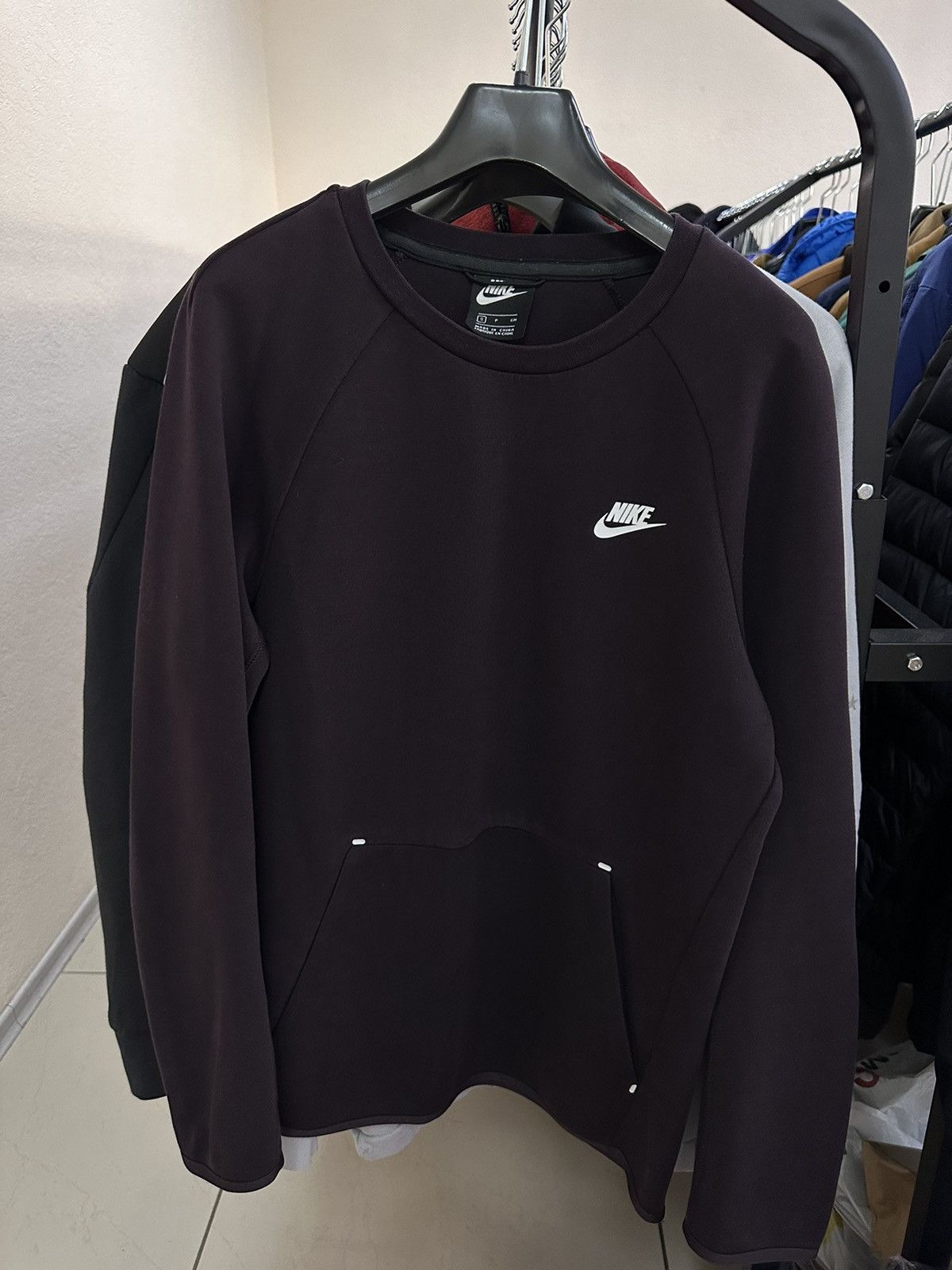 Nike Nike tech fleece sweatshirt size S/M logo rare Size US S / EU 44-46 / 1 - 1 Thumbnail