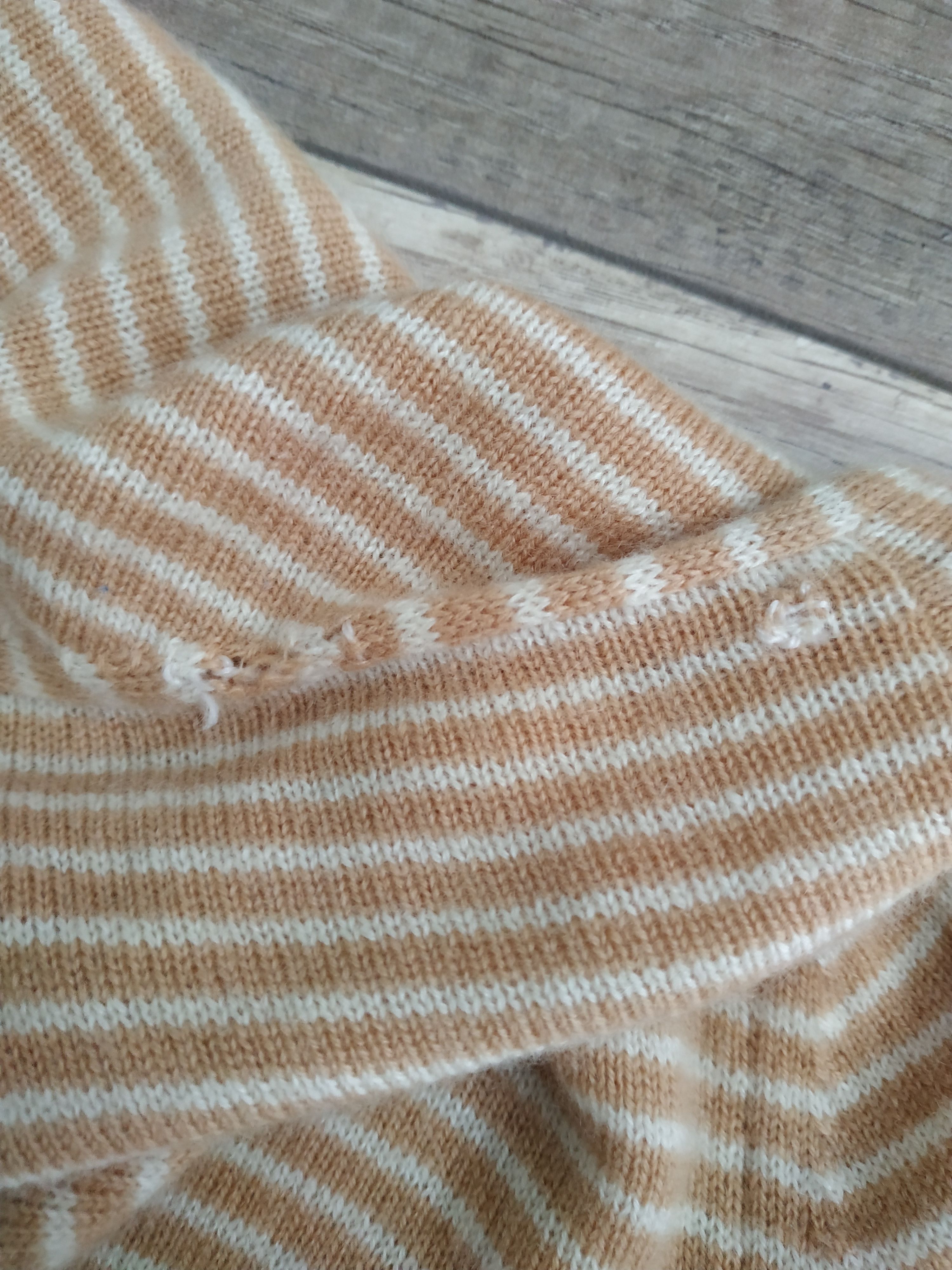 Other Bruno Manetti Women's Vintage Cashmere Cardigan, s. 36(S) Size S / US 4 / IT 40 - 12 Thumbnail