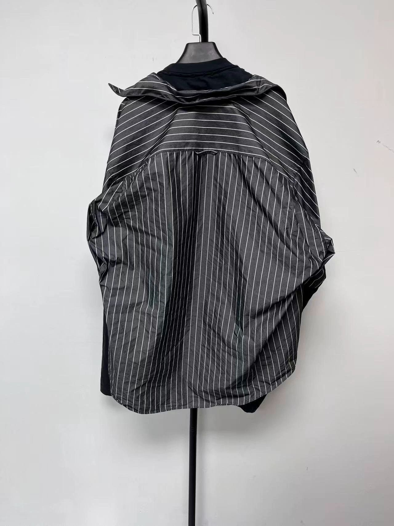 Balenciaga Balenciaga Faux Two-Piece Button-Down Long-Sleeve Shirt, Size US L / EU 52-54 / 3 - 2 Thumbnail