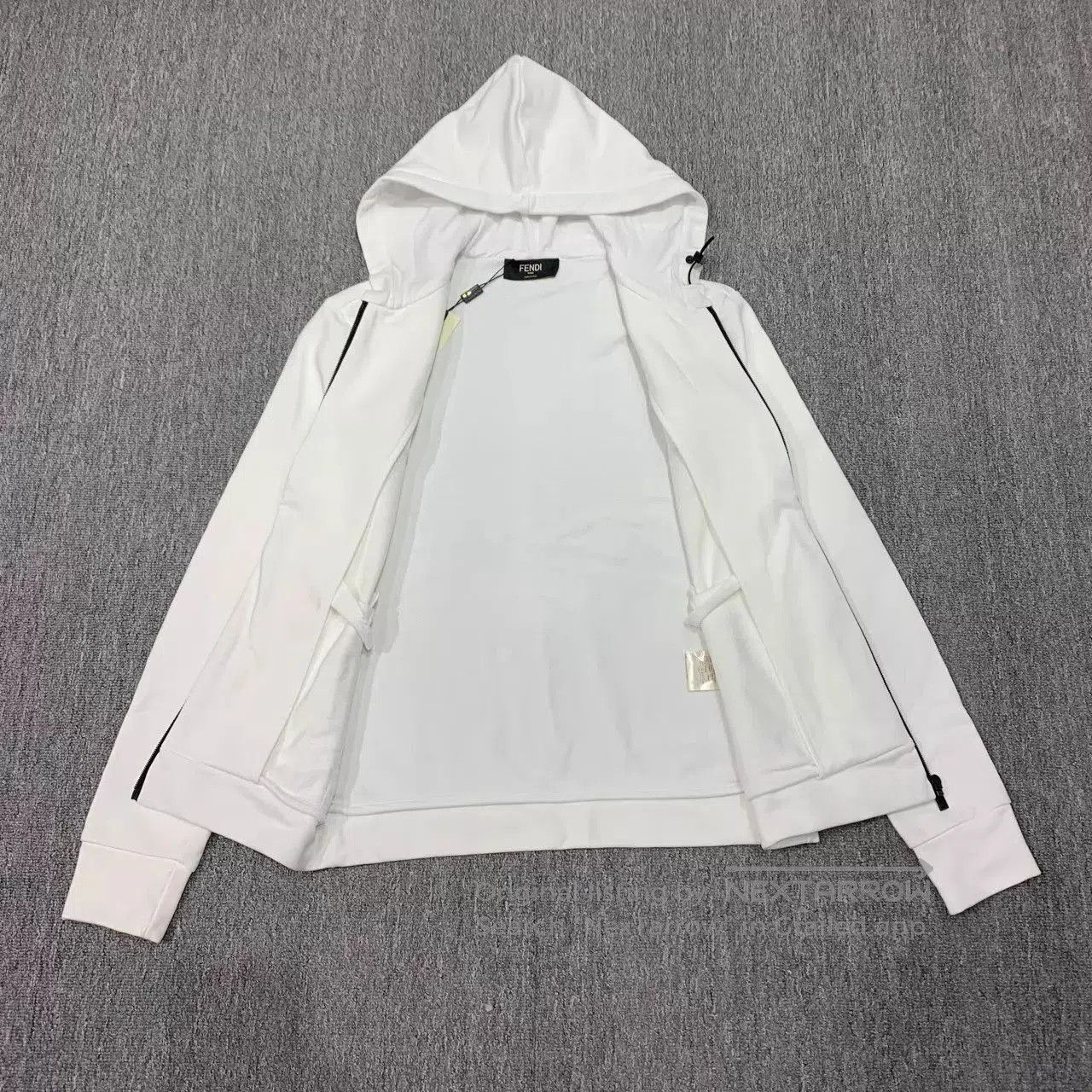 Fendi White Zip-Up Hoodie with Eye Print. Size US M / EU 48-50 / 2 - 6 Thumbnail
