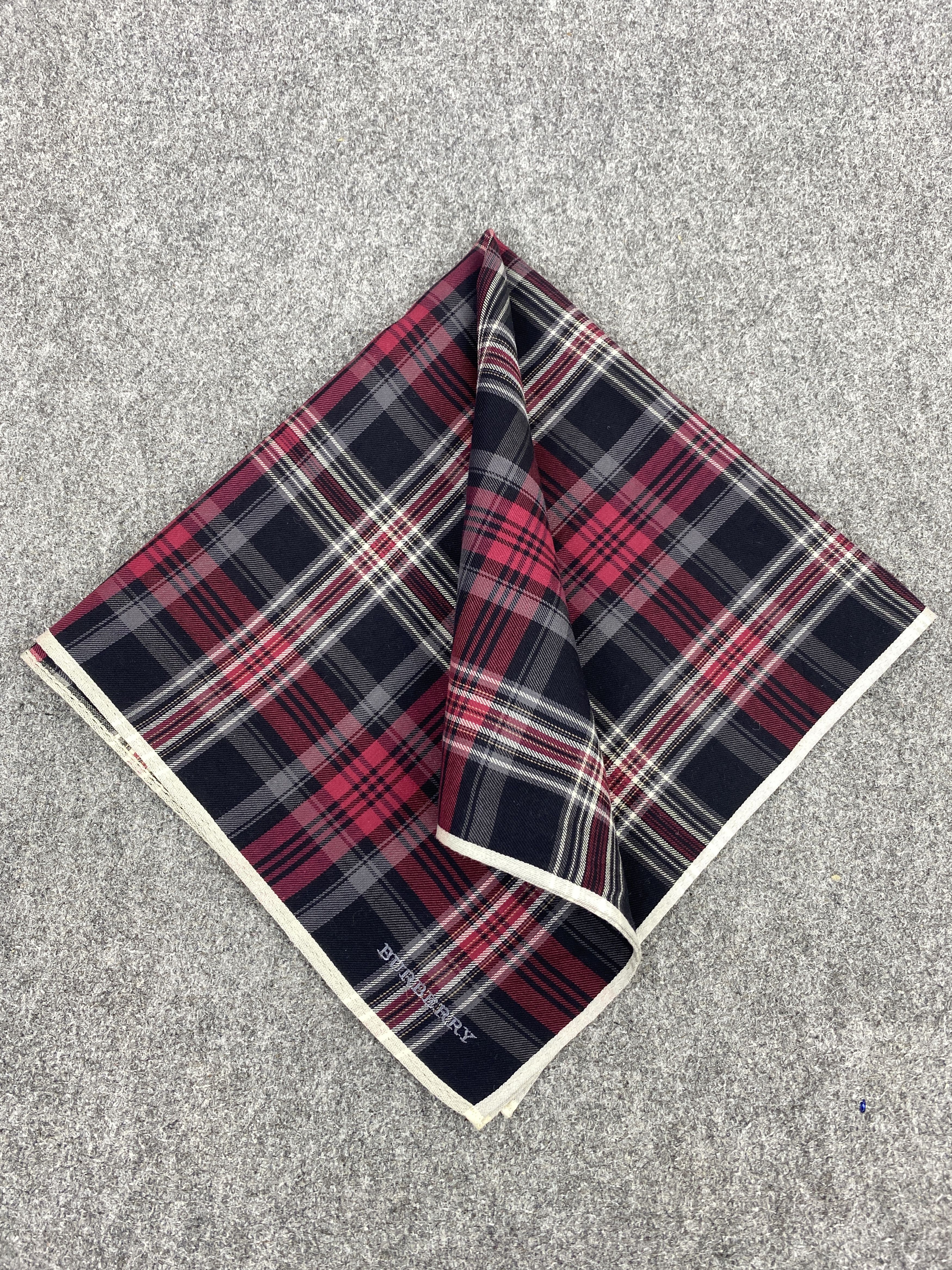 Burberry Vintage Burberry Handkerchief / Neckerchief KT0304 Size ONE SIZE - 3 Thumbnail