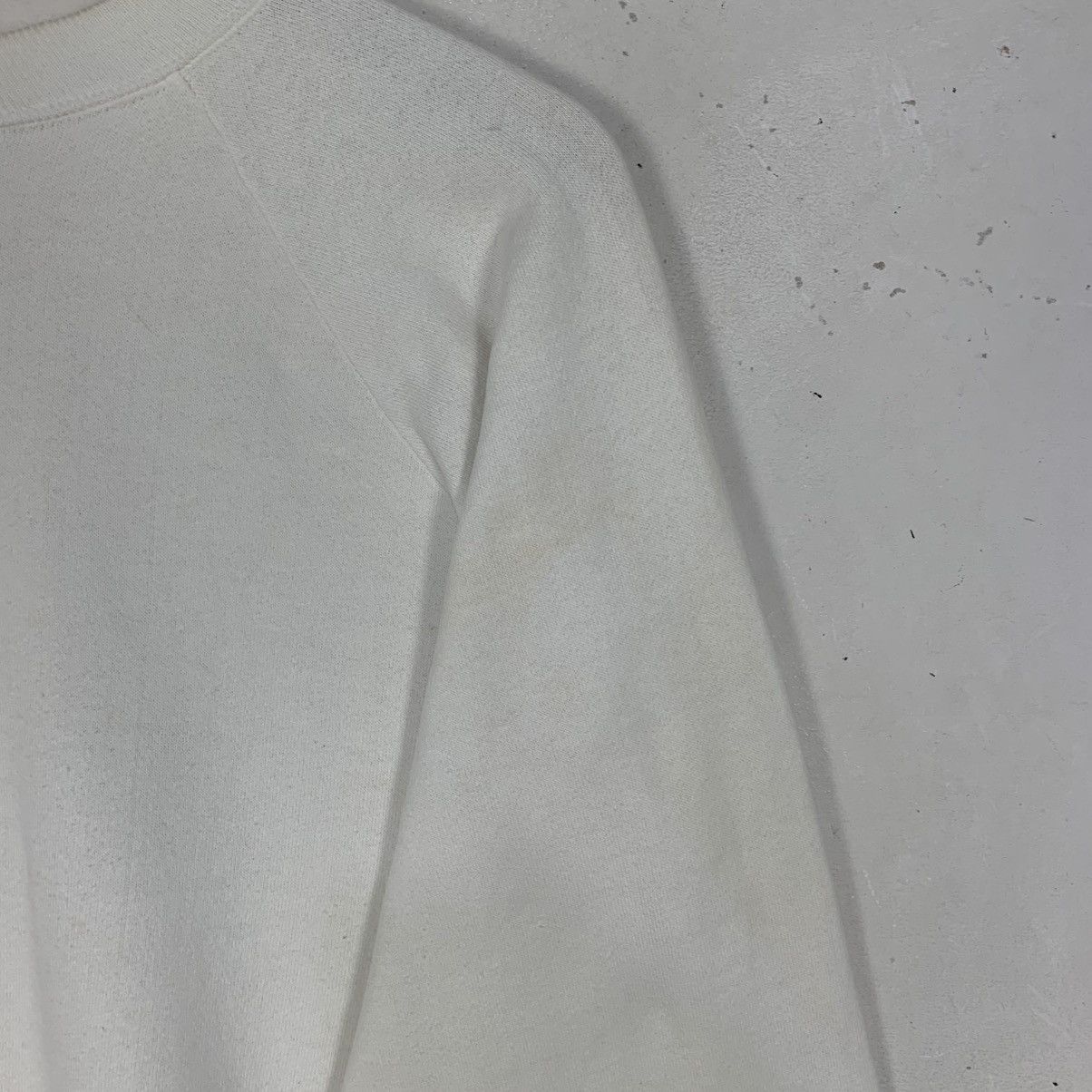 Vintage Vintage Fruit Of The Loom Avon Big Logo Flame sweatshirt Size M / US 6-8 / IT 42-44 - 9 Thumbnail