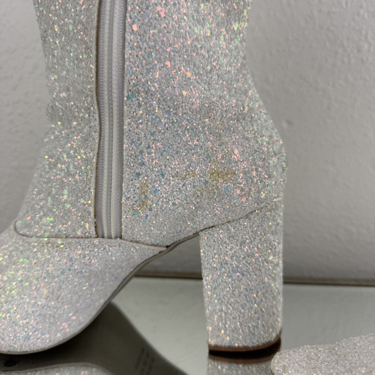 Other OLD CUTLER White Blue Unicorn Glitter Concert Ankle Boot Size US 9 / IT 39 - 9 Thumbnail