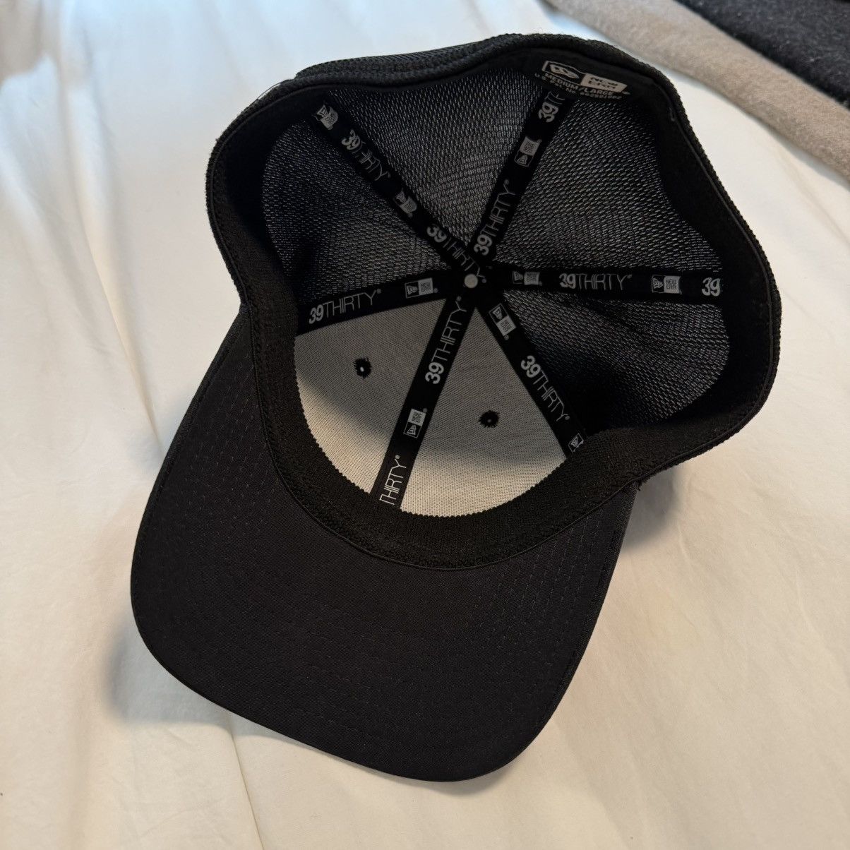 New Era New without tags camo Yankees hat Size ONE SIZE - 3 Thumbnail