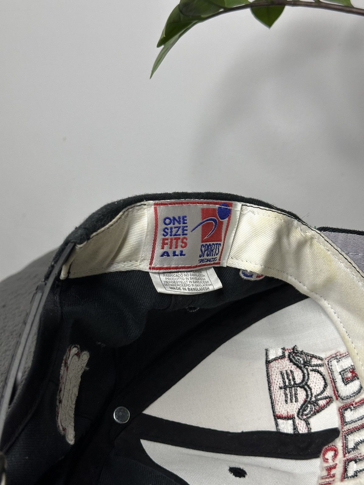 NBA × Sports Specialties NBA Chicago Bulls Vintage Cap Size ONE SIZE - 10 Thumbnail