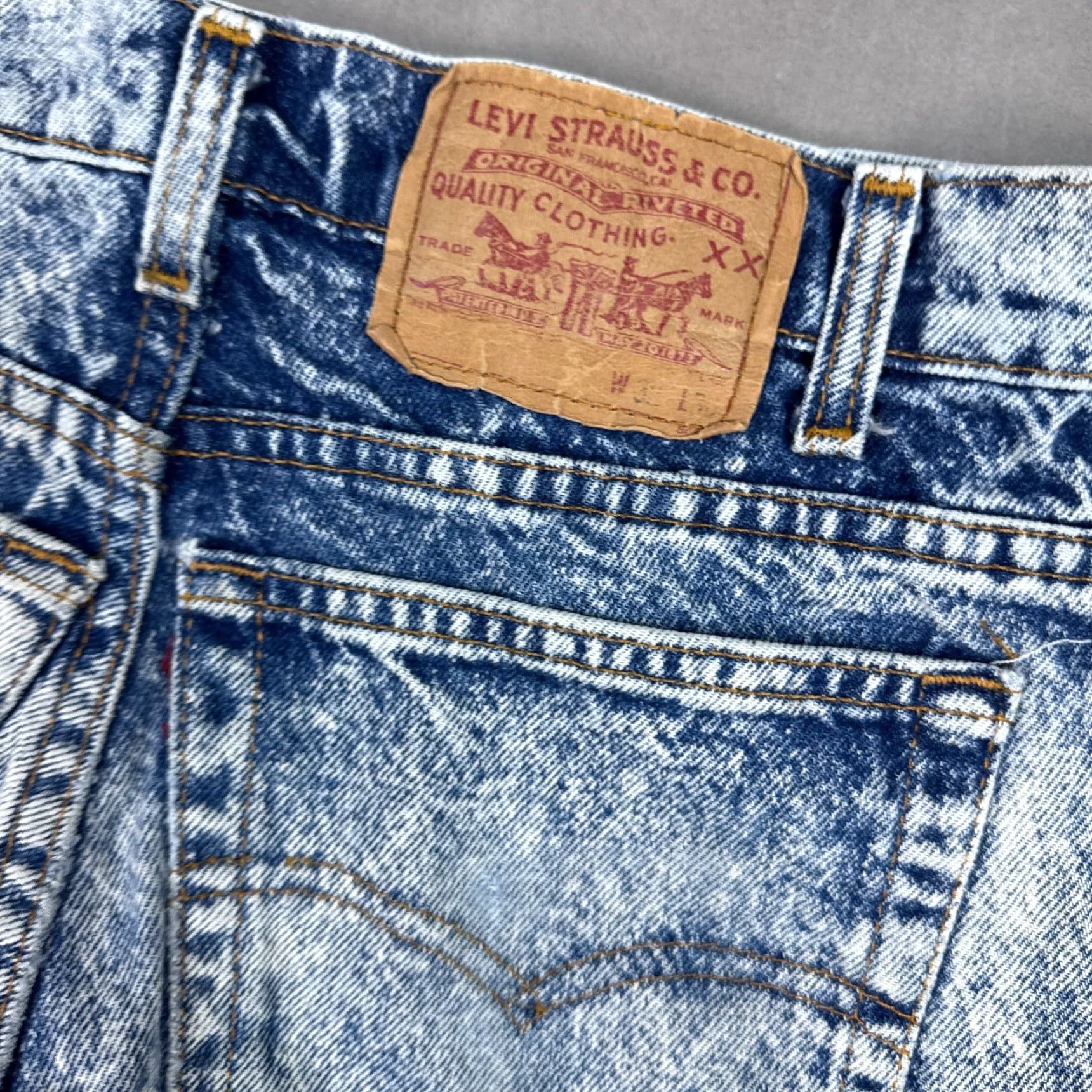 Levi's VINTAGE Levi's Jeans Men 30x29 Blue 90s Acid Wash Made USA Pants 506 Levi's 500 Series Jeans 90s USA Mens Size US 32 / EU 48 - 7 Thumbnail