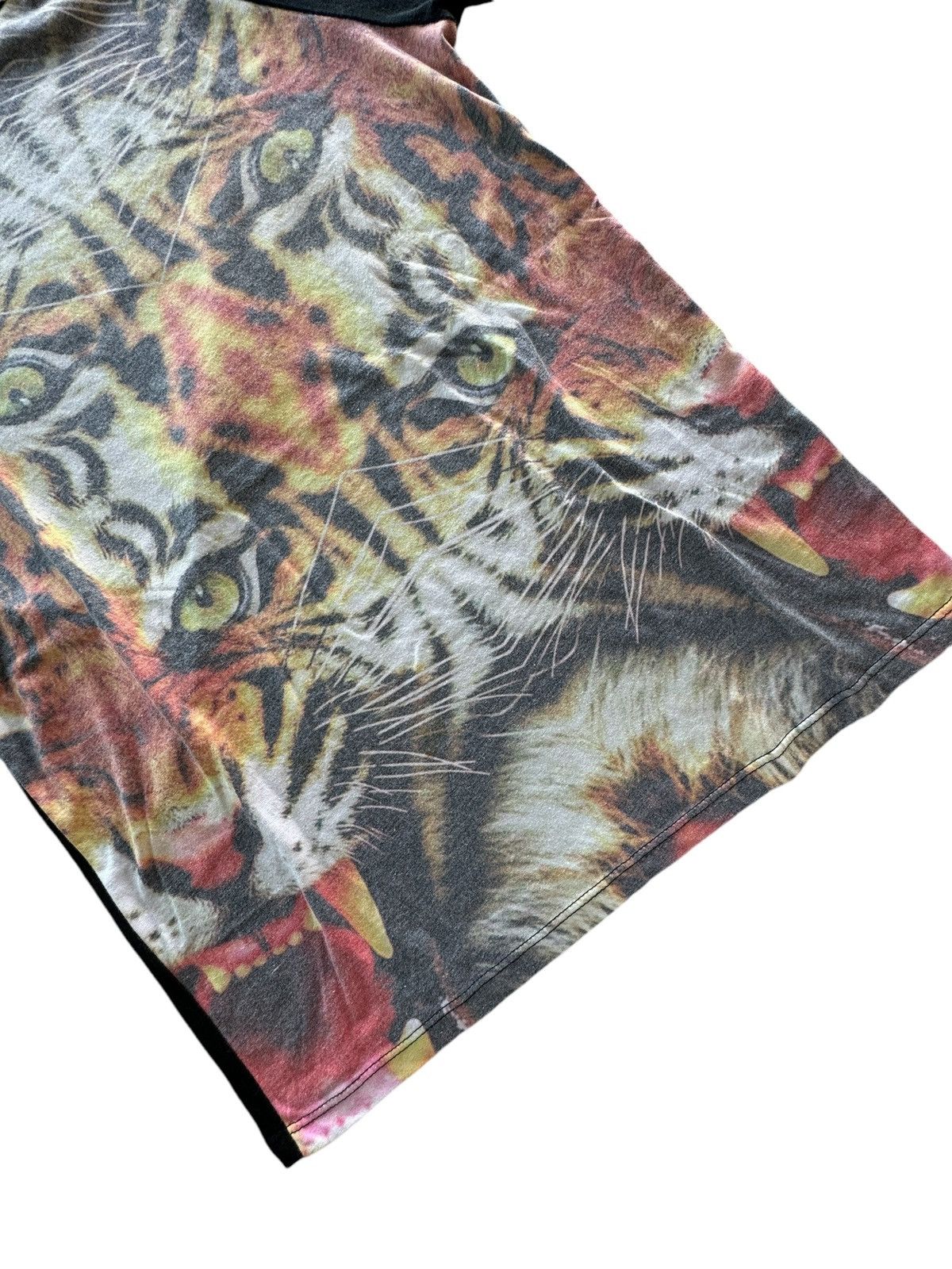 Foreign Exchange Foreign Exchange Tiger Kaleidoscope Print Long T-Shirt Size US M / EU 48-50 / 2 - 2 Thumbnail