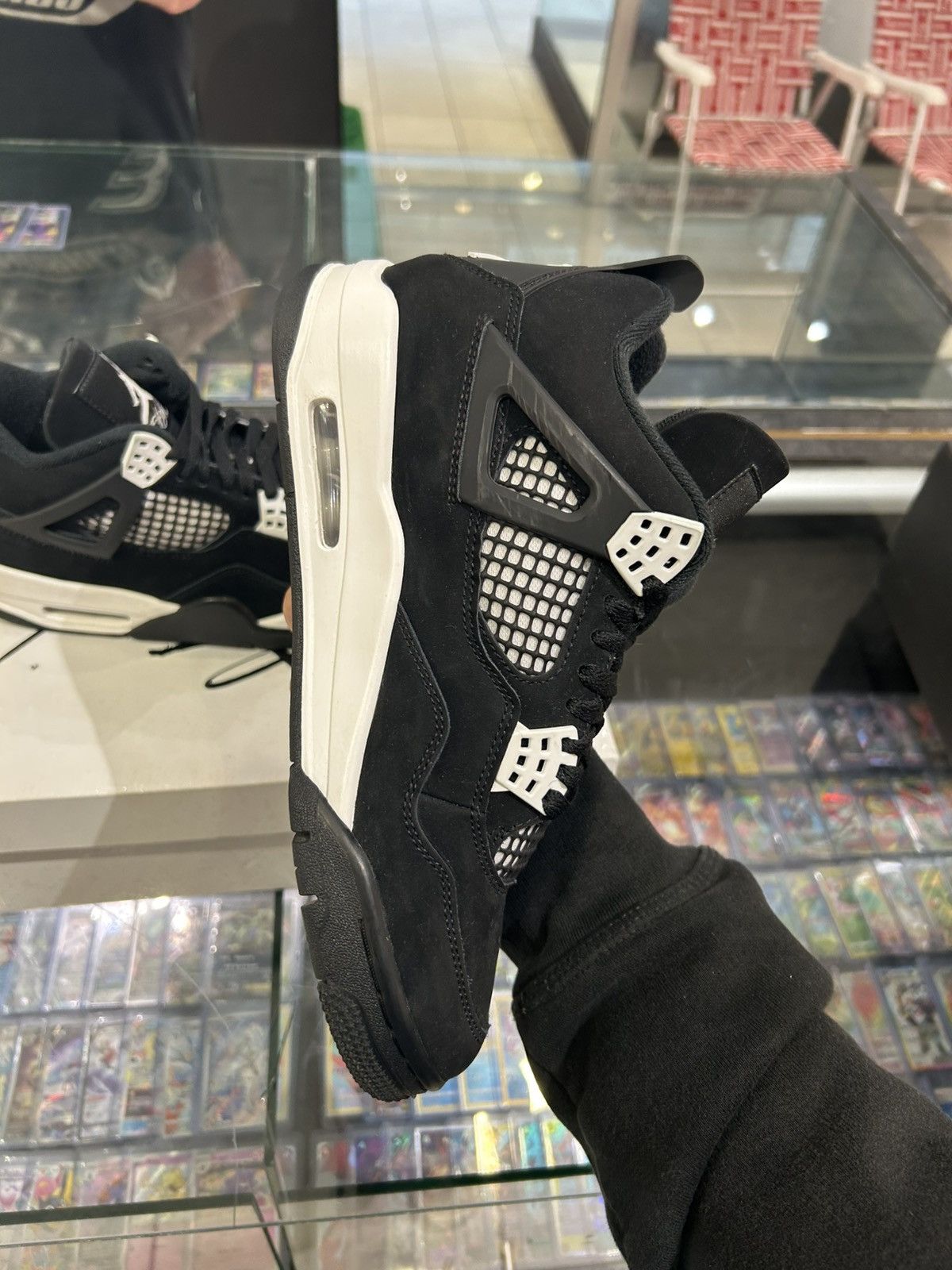 Jordan Brand Jordan 4 retro white thunder Size US 8 / EU 41 - 4 Thumbnail
