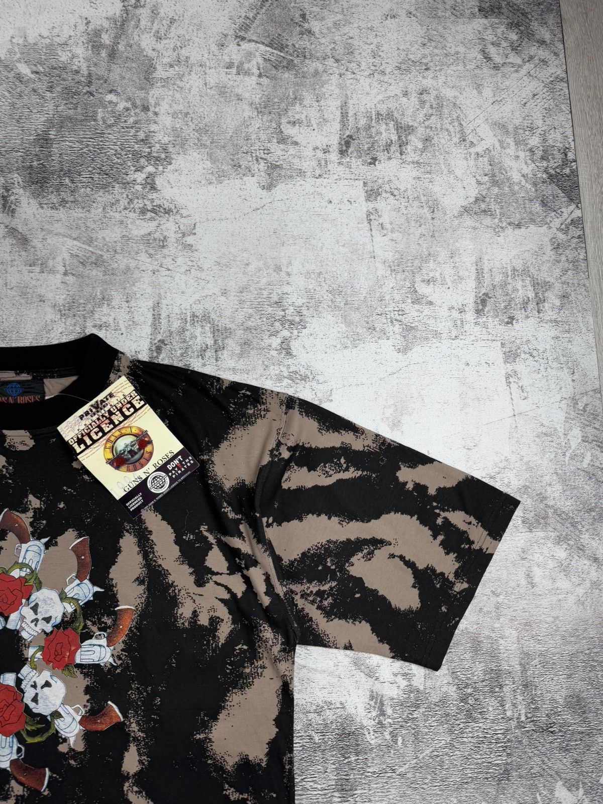 Band Tees RARE Vintage NEW Guns N Roses 1993 Rap Tie Dye T Shirt Tee Size US L / EU 52-54 / 3 - 8 Thumbnail