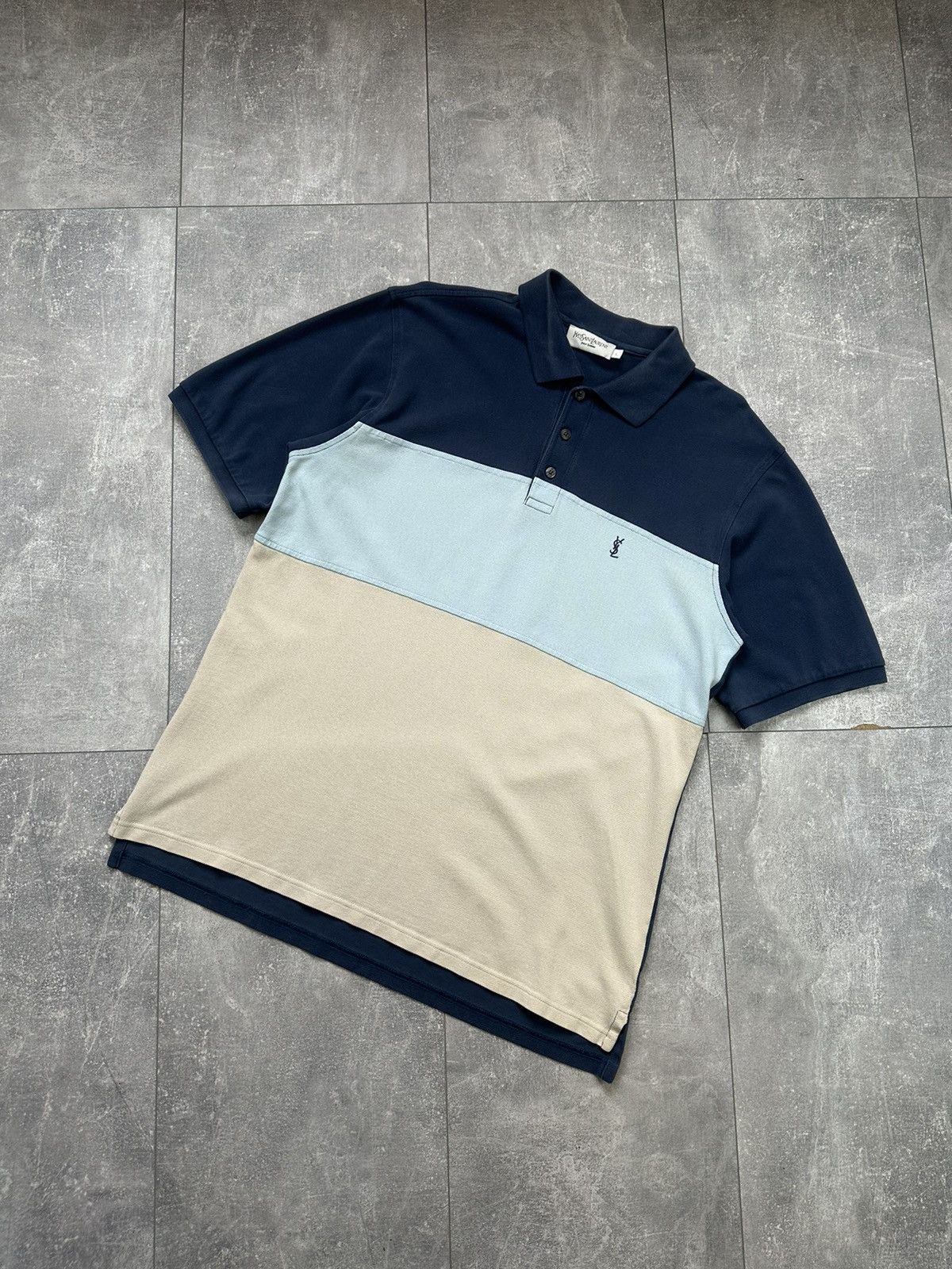 Other Vintage Yves Saint Lauren Small Logo Polo Size US L / EU 52-54 / 3 - 1 Thumbnail