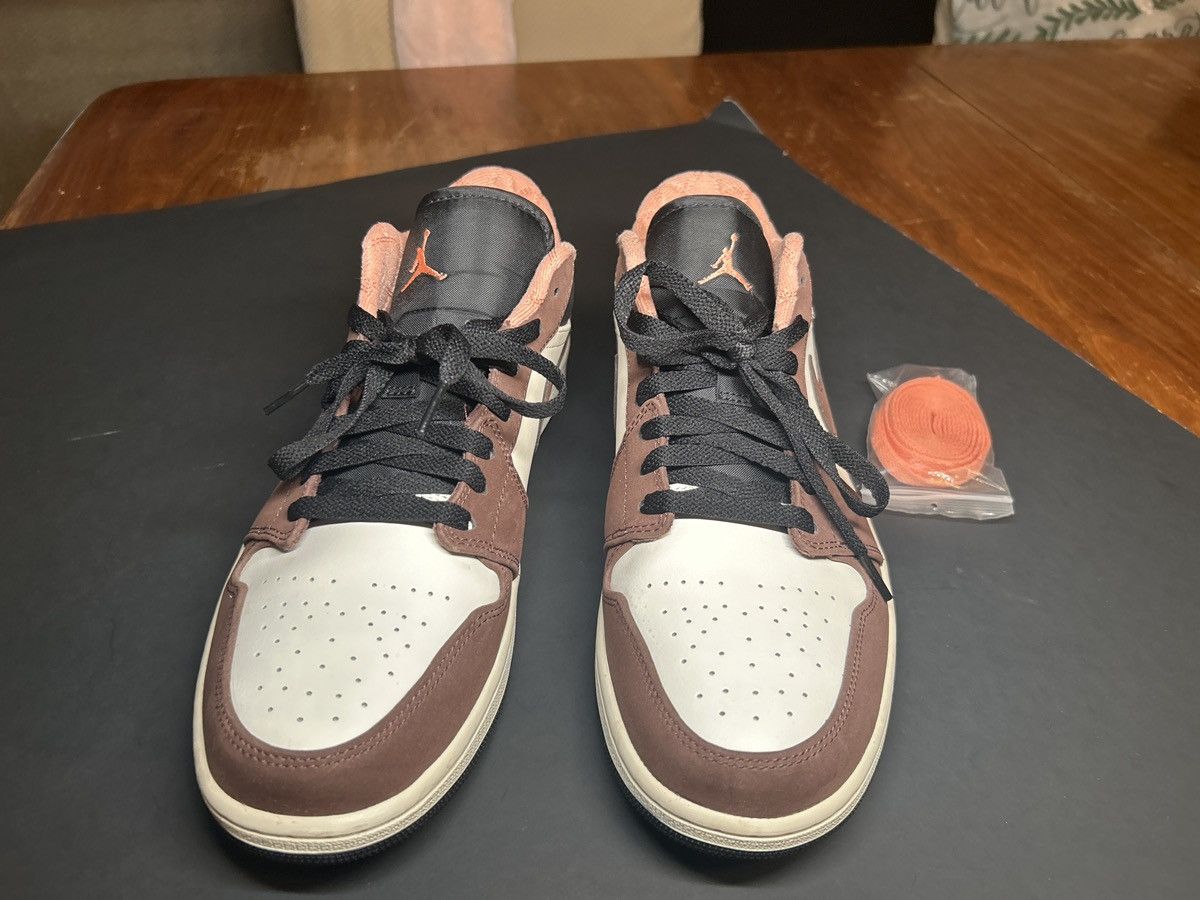 Jordan Brand Jordan 1 Low ‘Mocha’ Size US 12.5 / EU 45-46 - 3 Thumbnail