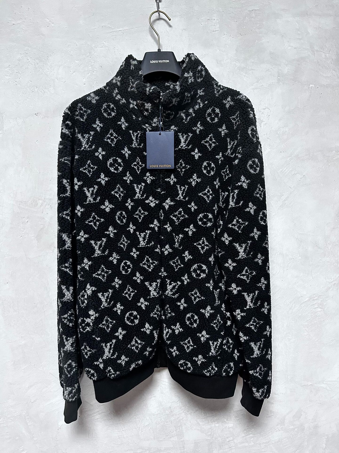 Louis Vuitton Louis Vuitton Teddy Coat Black XXL Size XXL / US 16-18 / IT 52-54 - 1 Thumbnail