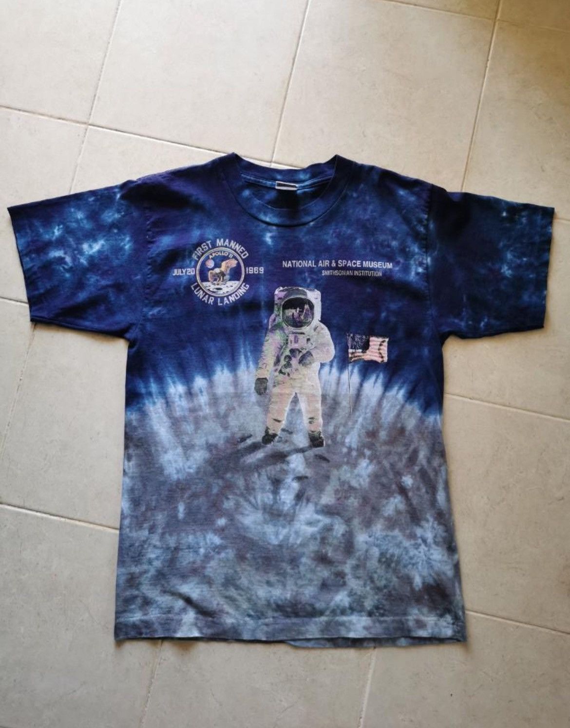 NASA × Vintage Vintage Tye Dye NASA National Air and Space Museum USA Size US M / EU 48-50 / 2 - 1 Thumbnail