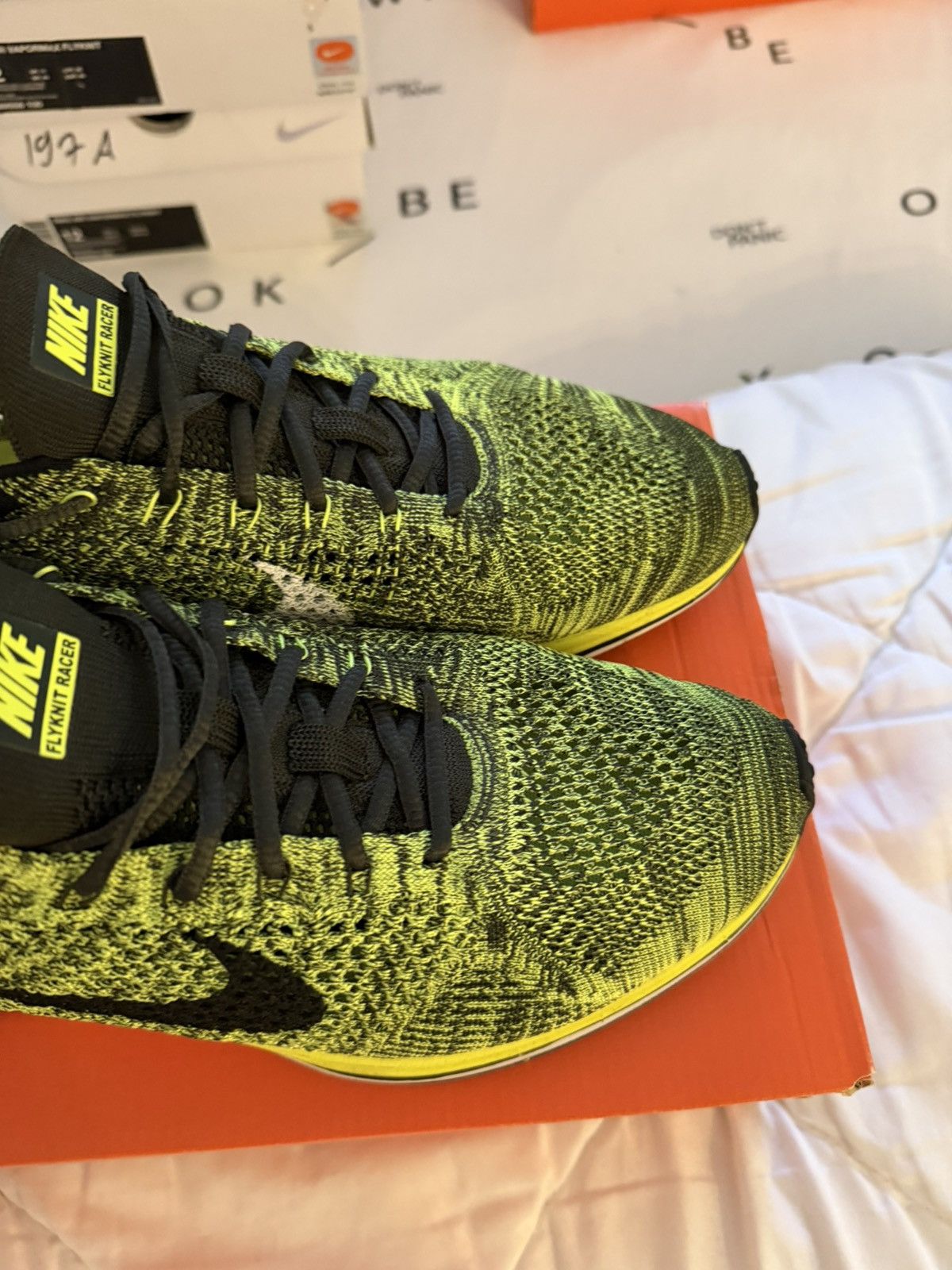 Nike Nike Flyknit Racer Volt 12US Size US 12 / EU 45 - 5 Thumbnail