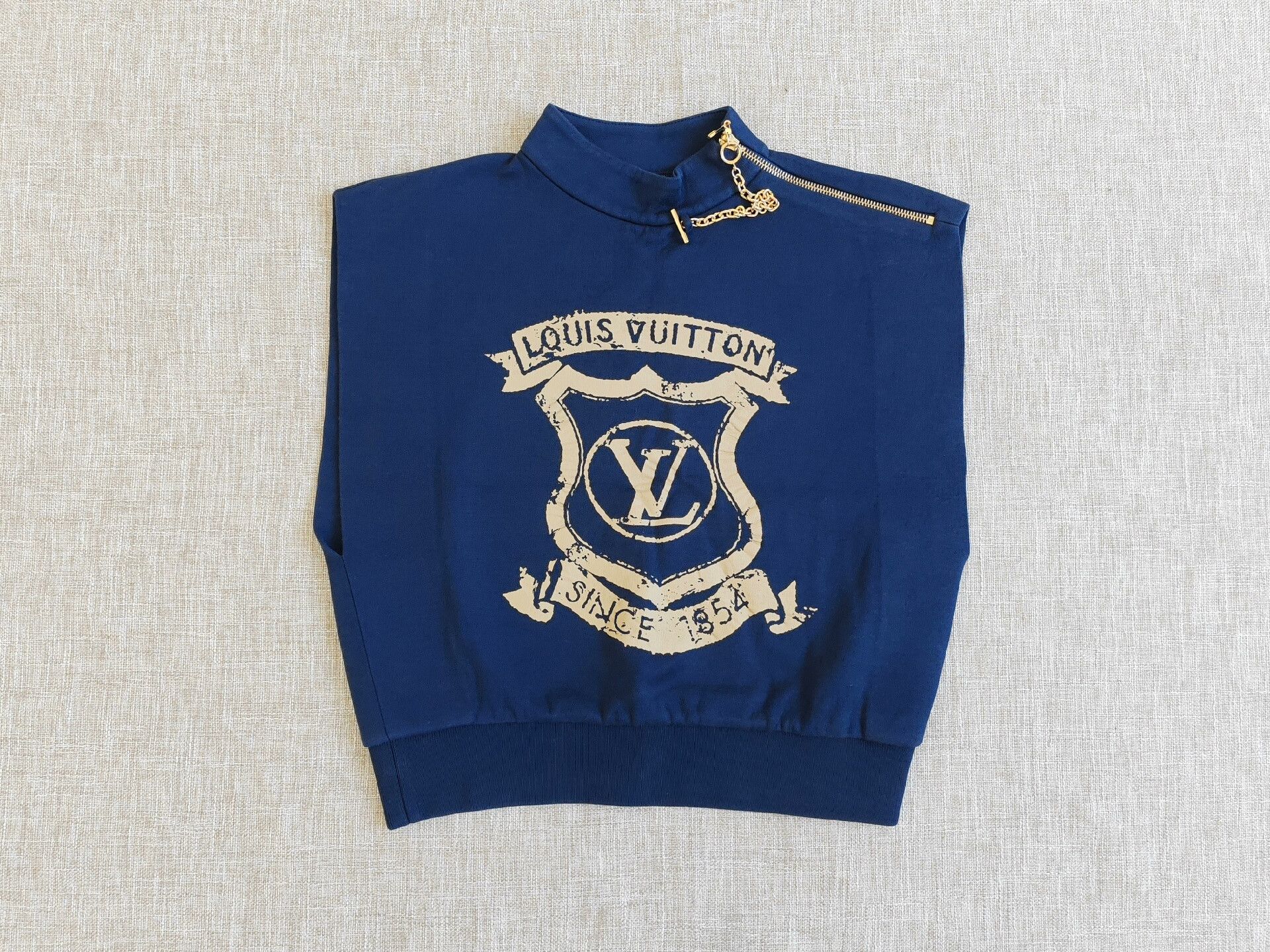 Louis Vuitton Louis Vuitton Women's Shield Vest Size S / US 4 / IT 40 - 1 Thumbnail