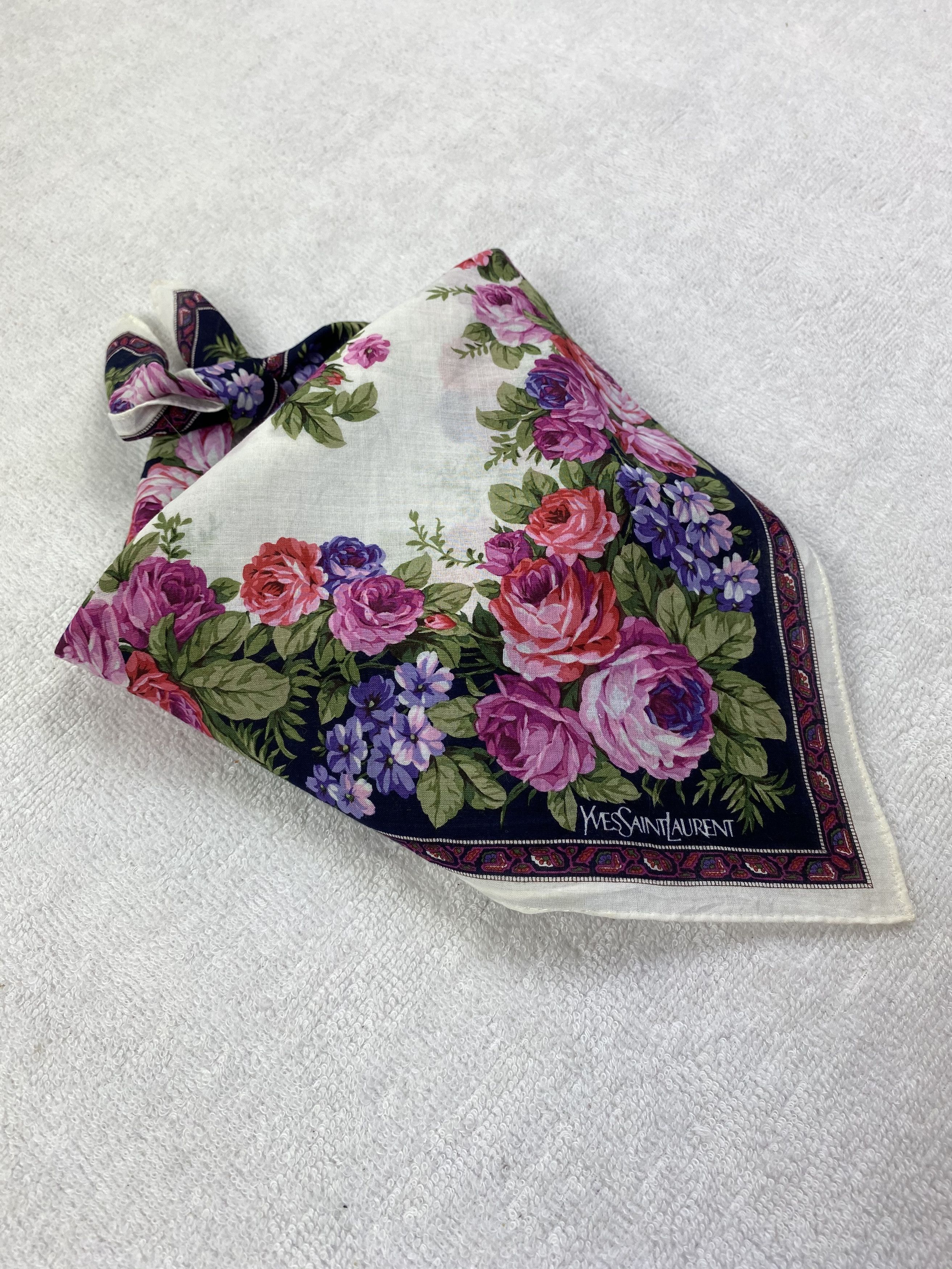Yves Saint Laurent Yves Saint Laurent Handkerchief / Bandana / Neckerchief Size ONE SIZE - 1 Thumbnail