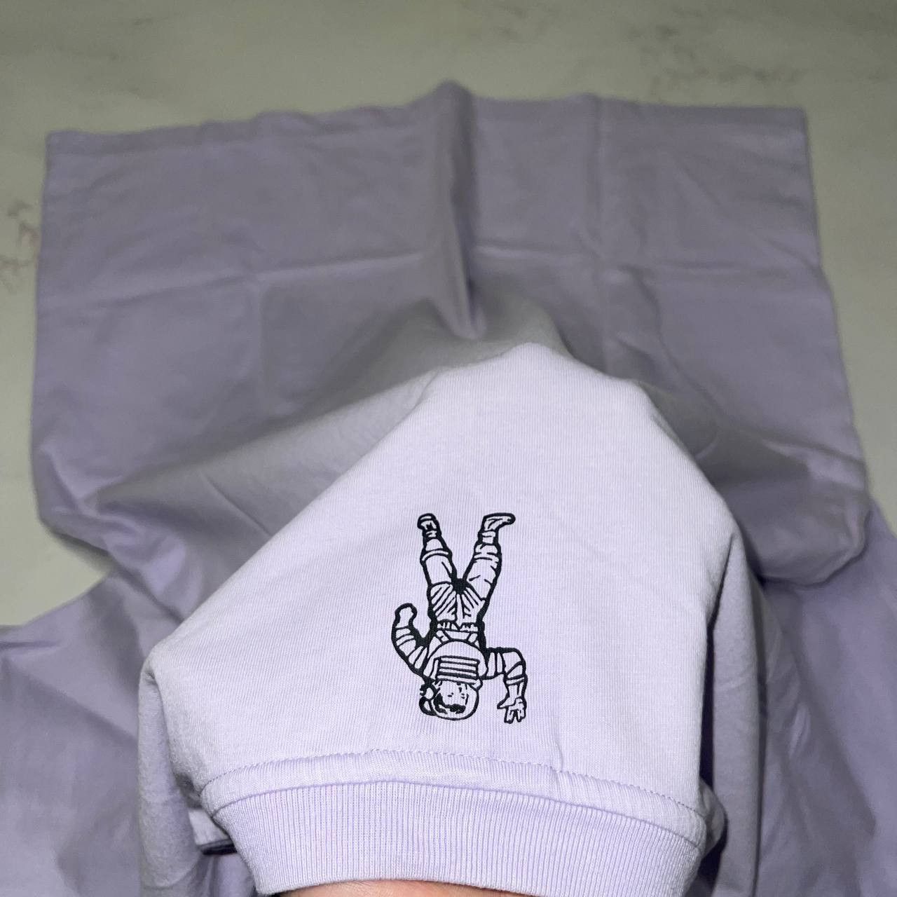Billionaire Boys Club Billionaire Boys Club Yacht Big Logo T Shirt Sz L Lilac Mens Size US L / EU 52-54 / 3 - 18 Thumbnail