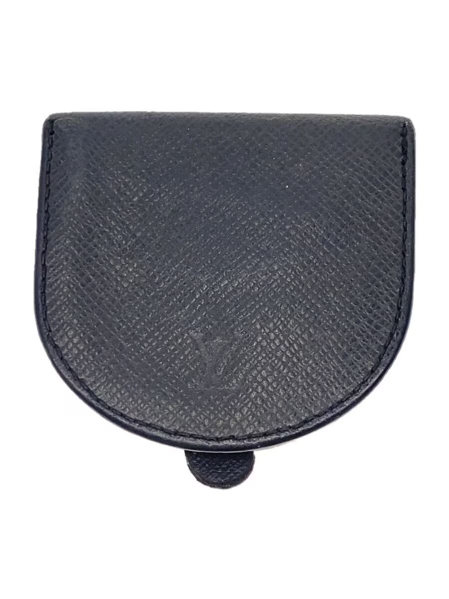Louis Vuitton Louis Vuitton Taiga Porte Monet Cuvette Black Size ONE SIZE - 1 Thumbnail