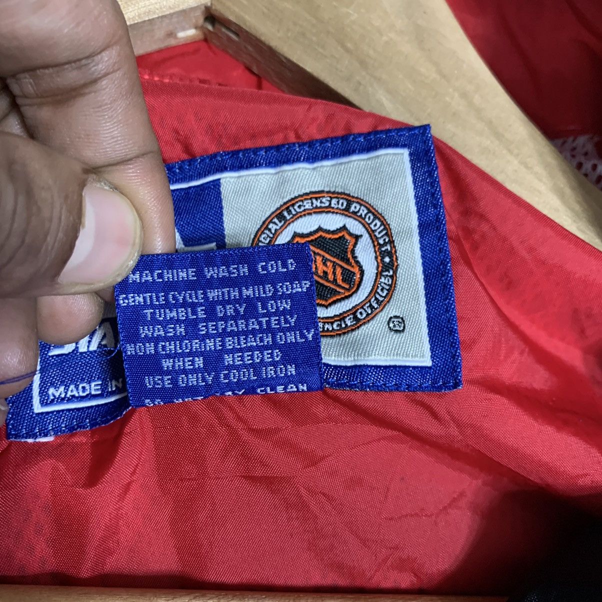 NHL Vintage Starter NHL Chicago Blackhawks Nylon Jacket Size US M / EU 48-50 / 2 - 15 Thumbnail