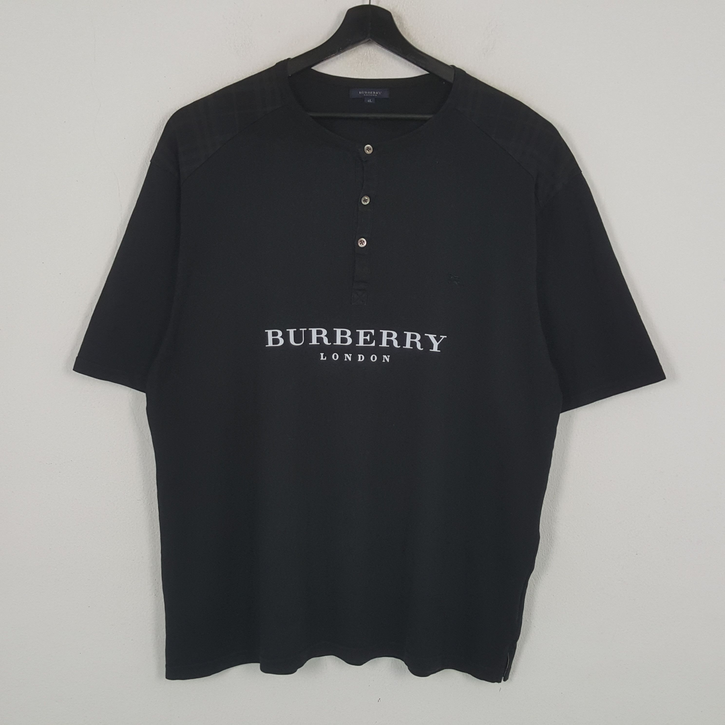 Burberry × Vintage BURBERRY LONDON Fashion Brand Custom Art Tshirt C285N9 Size US XL / EU 56 / 4 - 1 Thumbnail
