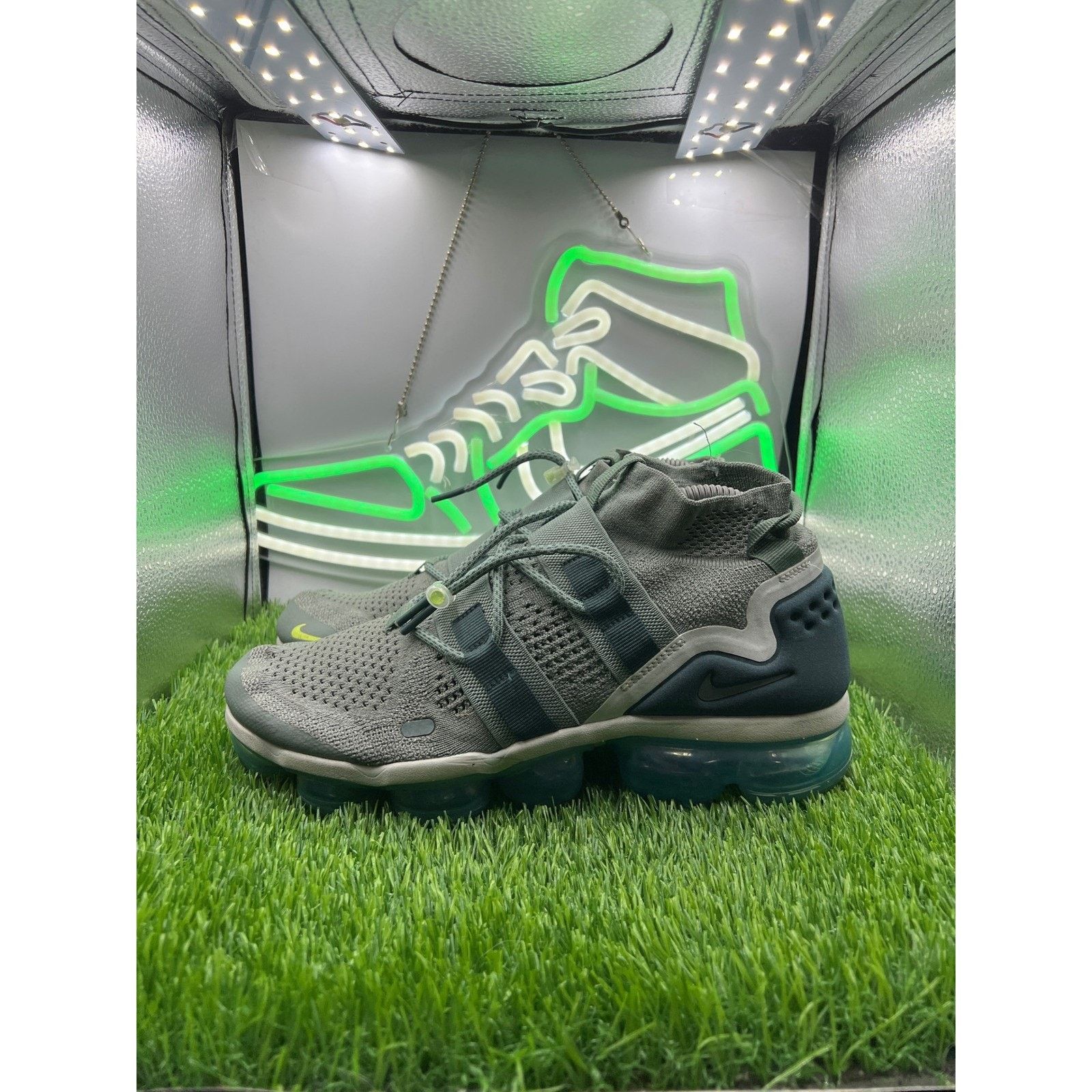Nike Nike Air Vapormax Flyknit Utility Clay Green Men's Sz 9 Size US 9 / EU 42 - 1 Thumbnail