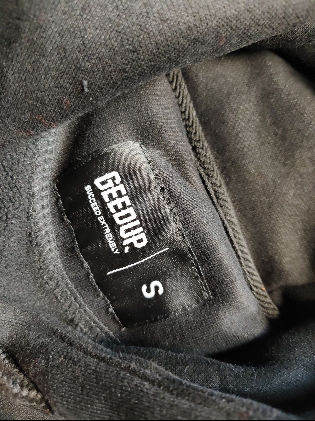 Other geedup hoodie size s Size US S / EU 44-46 / 1 - 3 Thumbnail