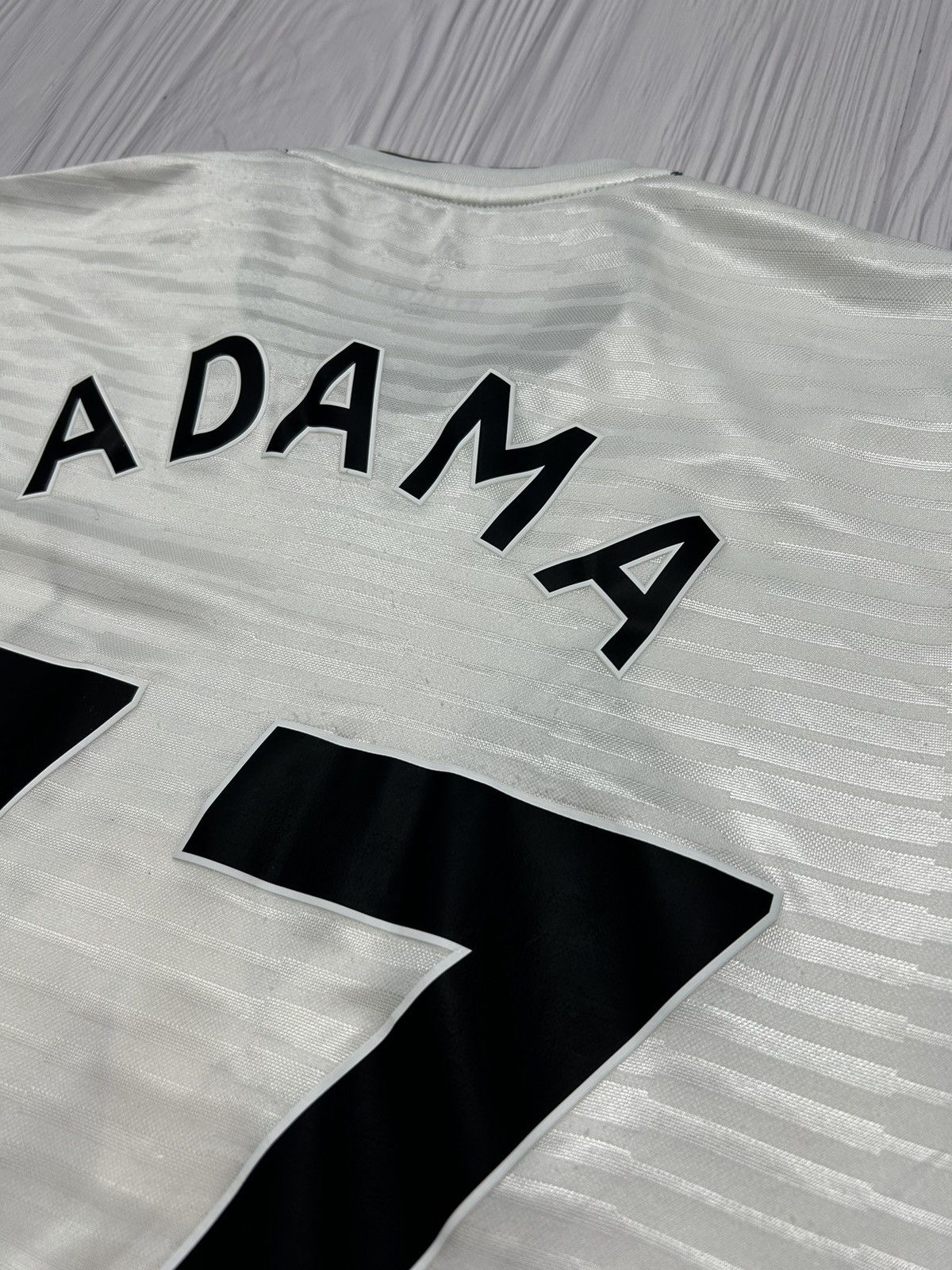 Adidas ADAMA 37 Wolverhampton Adidas Soccer Jersey Size S Size US S / EU 44-46 / 1 - 21 Thumbnail