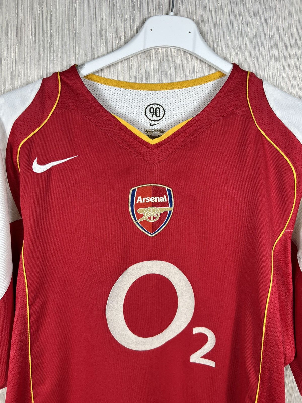 Nike Vintage Nike Arsenal total 90 O2 jersey central logo t-shirt Size US L / EU 52-54 / 3 - 3 Thumbnail