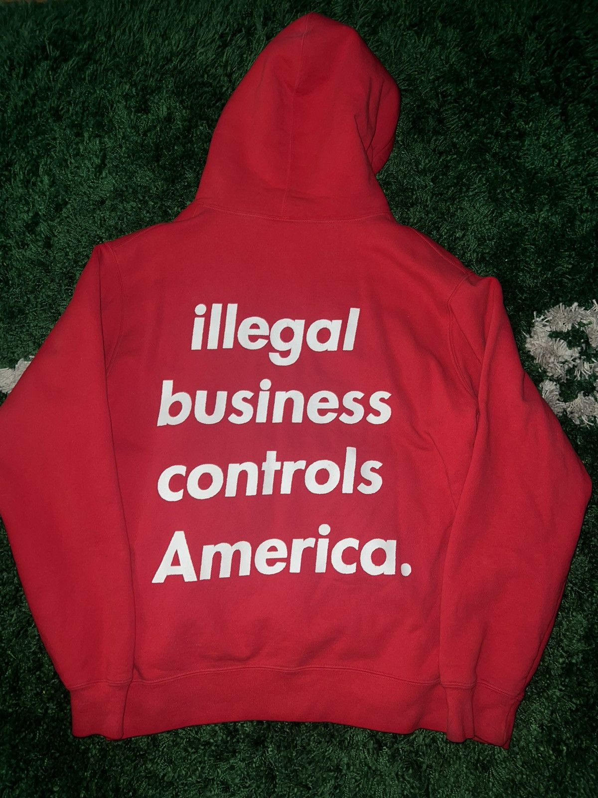 Supreme hoodie illegal outlet business