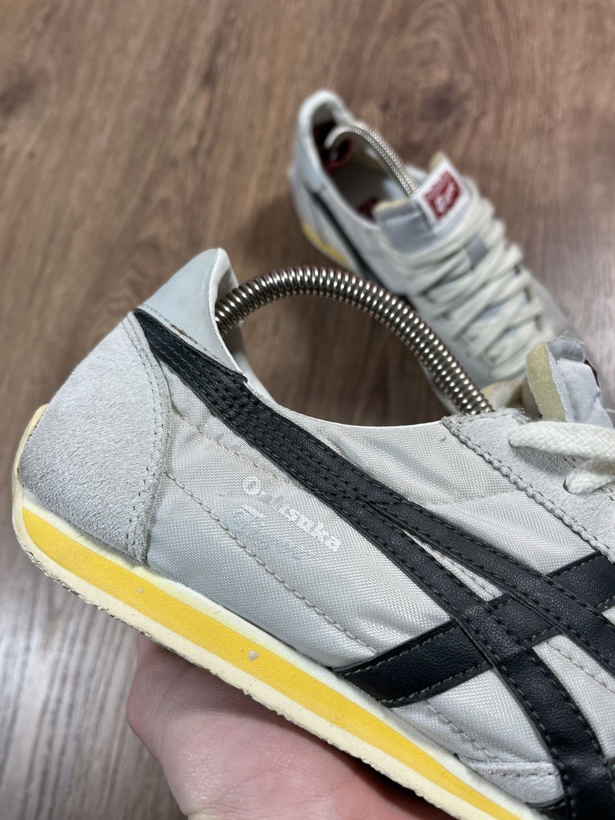 Onitsuka Tiger Onitsuka Tiger Vintage Size US 9 / EU 42 - 5 Thumbnail