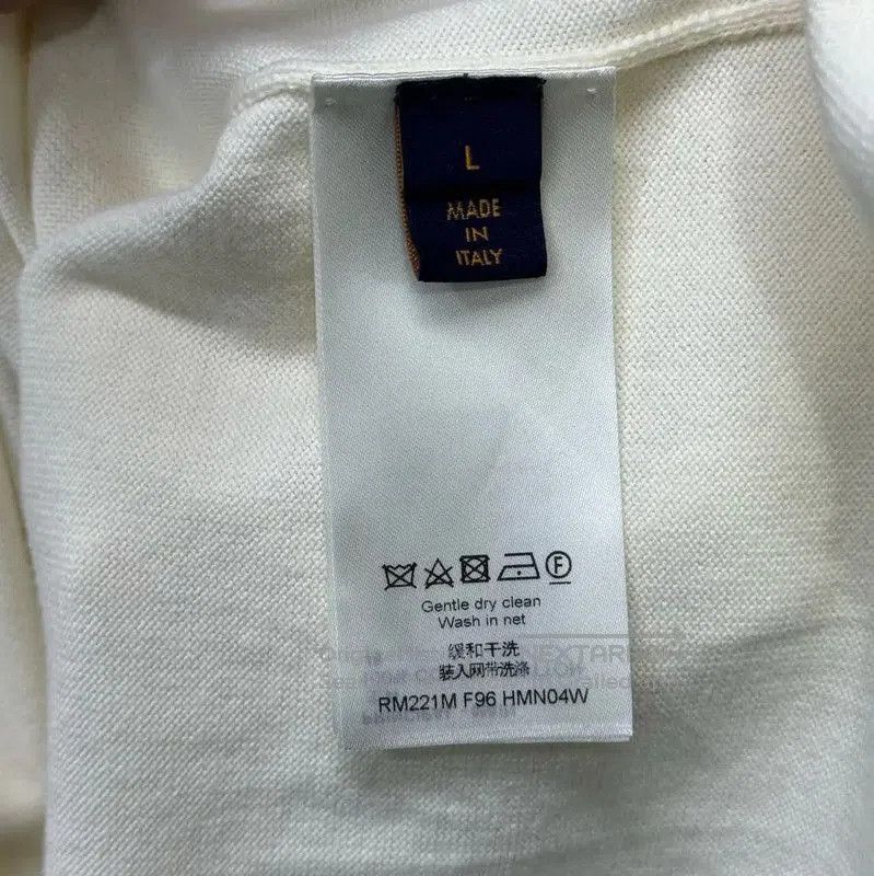 Louis Vuitton Louis Vuitton White Men's T. Size US M / EU 48-50 / 2 - 6 Thumbnail