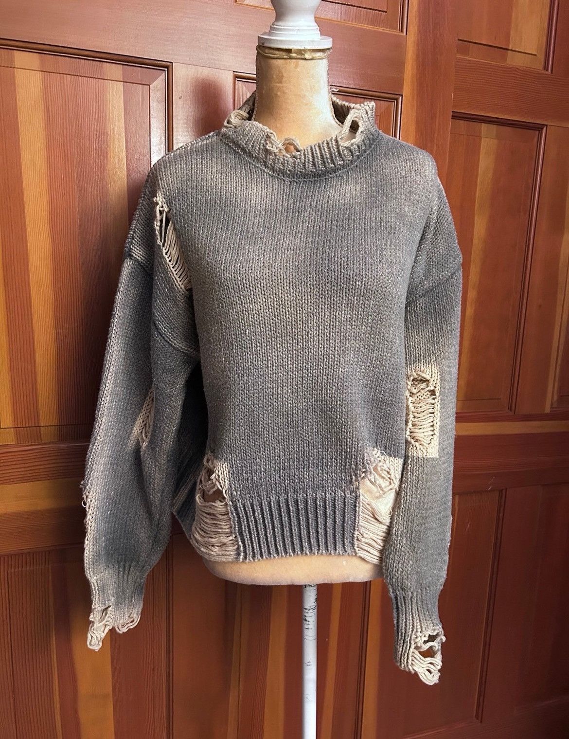 Designer × Other NWT, Lavishly Paris Women’s Distressed Oversized Sweater. Size S / US 4 / IT 40 - 4 Thumbnail