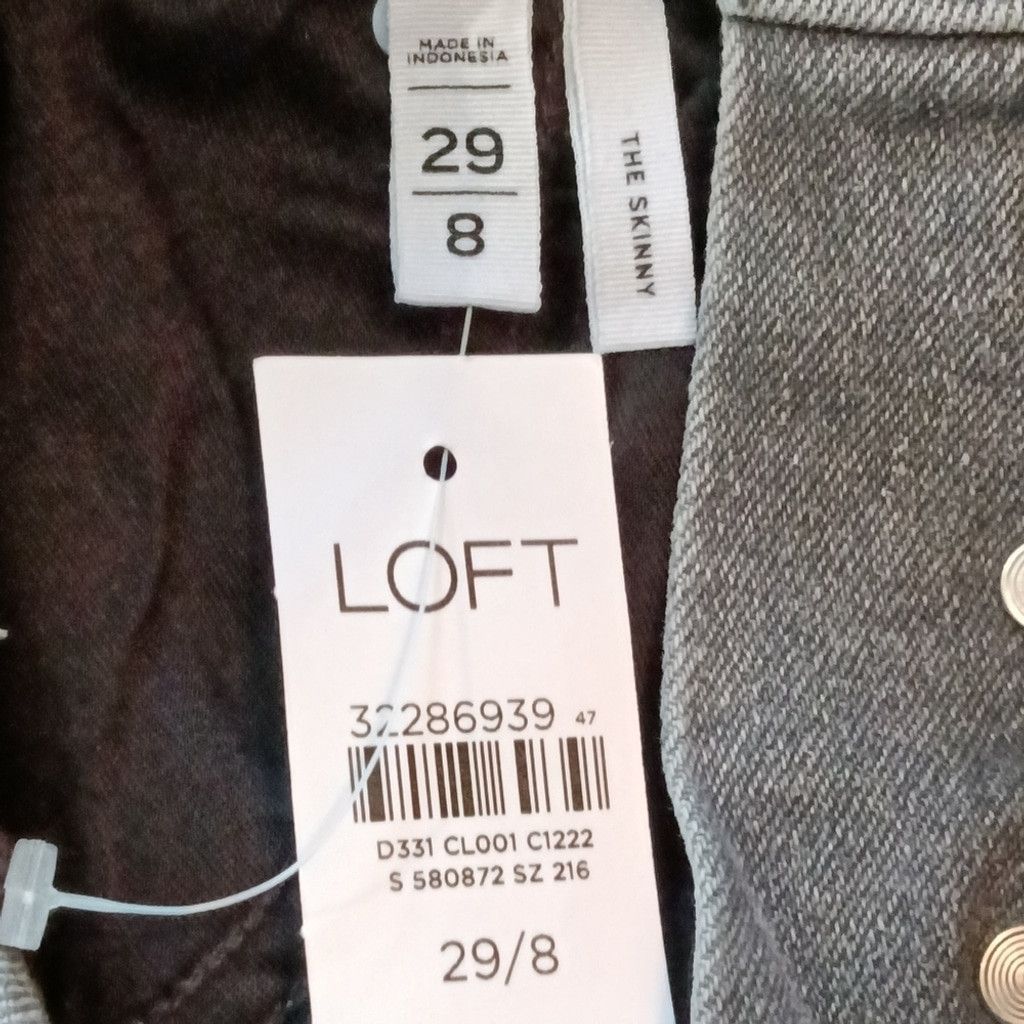 Loft LOFT Button Front Skinny Jeans Light Vapor Gray Size 29 NWT Size 29" - 8 Thumbnail