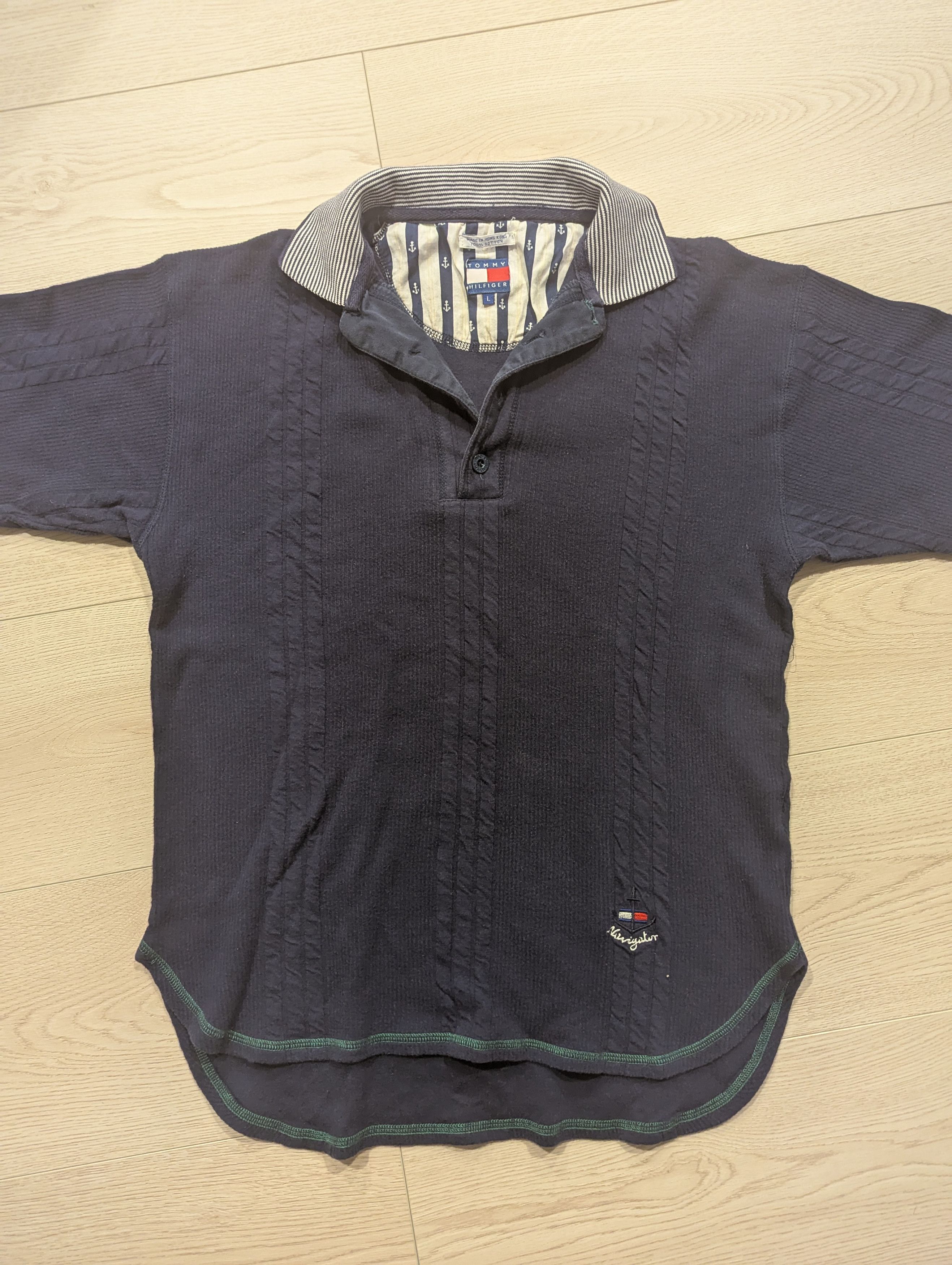 Tommy Hilfiger × Vintage Vintage Tommy Hilfiger Navigator Striped Polo Size US L / EU 52-54 / 3 - 1 Preview