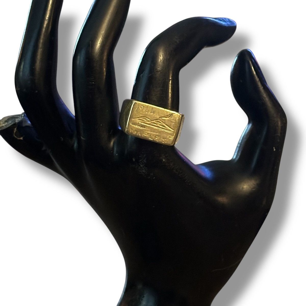 Vintage Vintage WWII 1944 Naples, Italy trench art ring Size ONE SIZE - 2 Thumbnail
