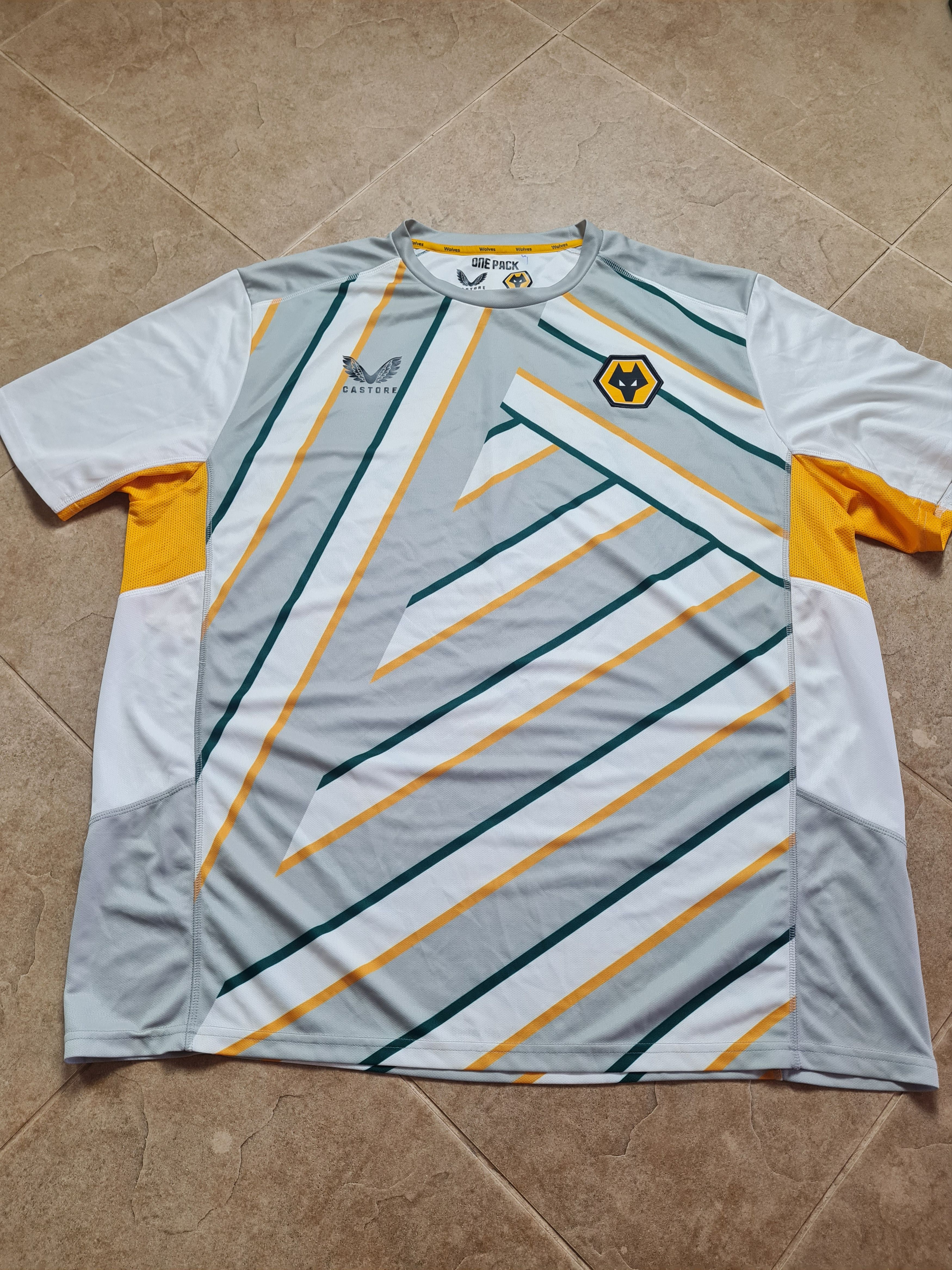Castore Football jersey Camiseta Castore Wolverhampton Wanderers Size US XXL / EU 58 / 5 - 6 Thumbnail